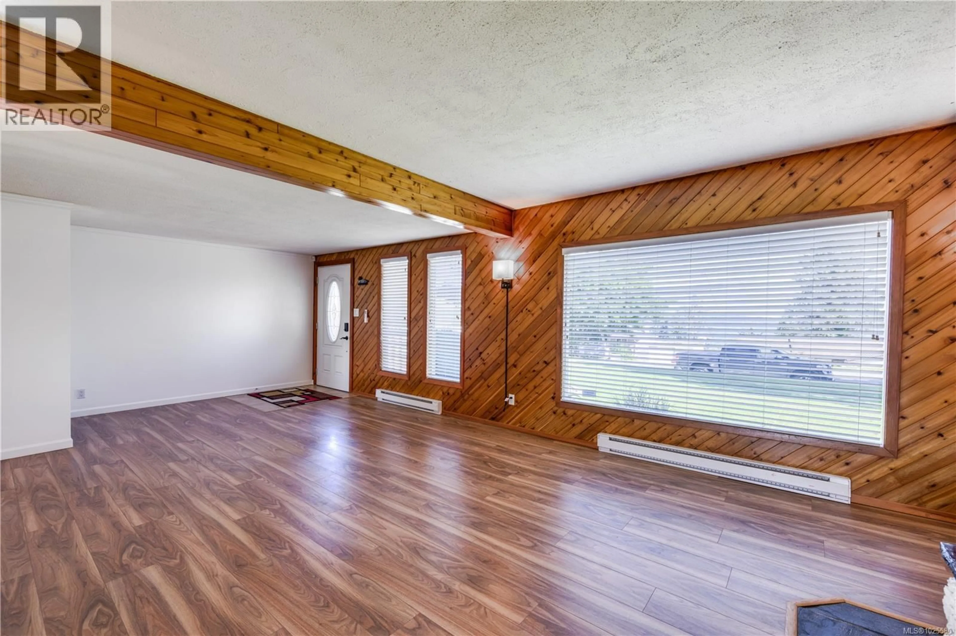 Unknown for 1875 BROUGHTON BOULEVARD, Port McNeill British Columbia V0N2R0