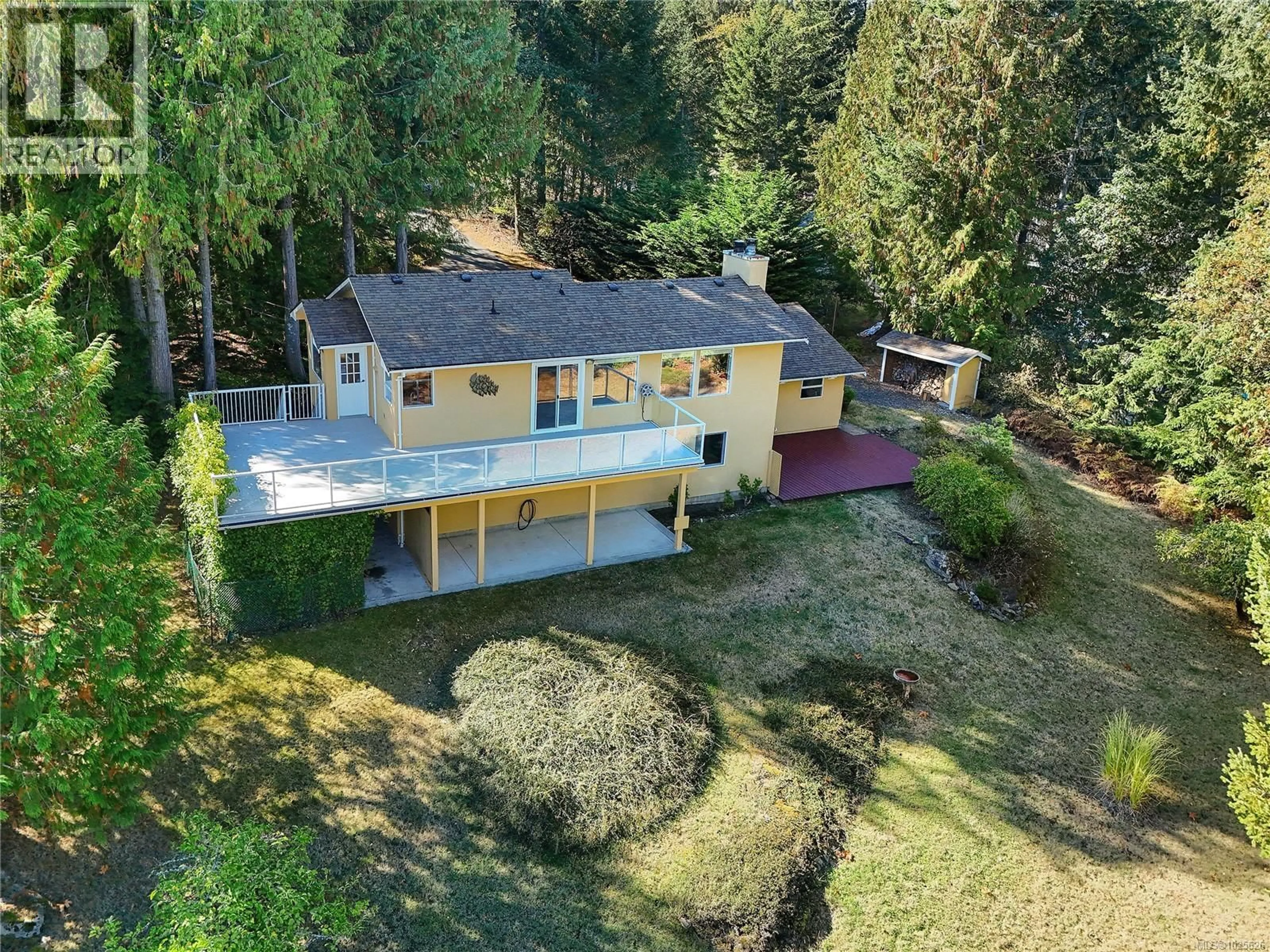 A pic from outside/outdoor area/front of a property/back of a property/a pic from drone, unknown for 1470 HONEYSUCKLE PLACE, North Saanich British Columbia V8L5J8