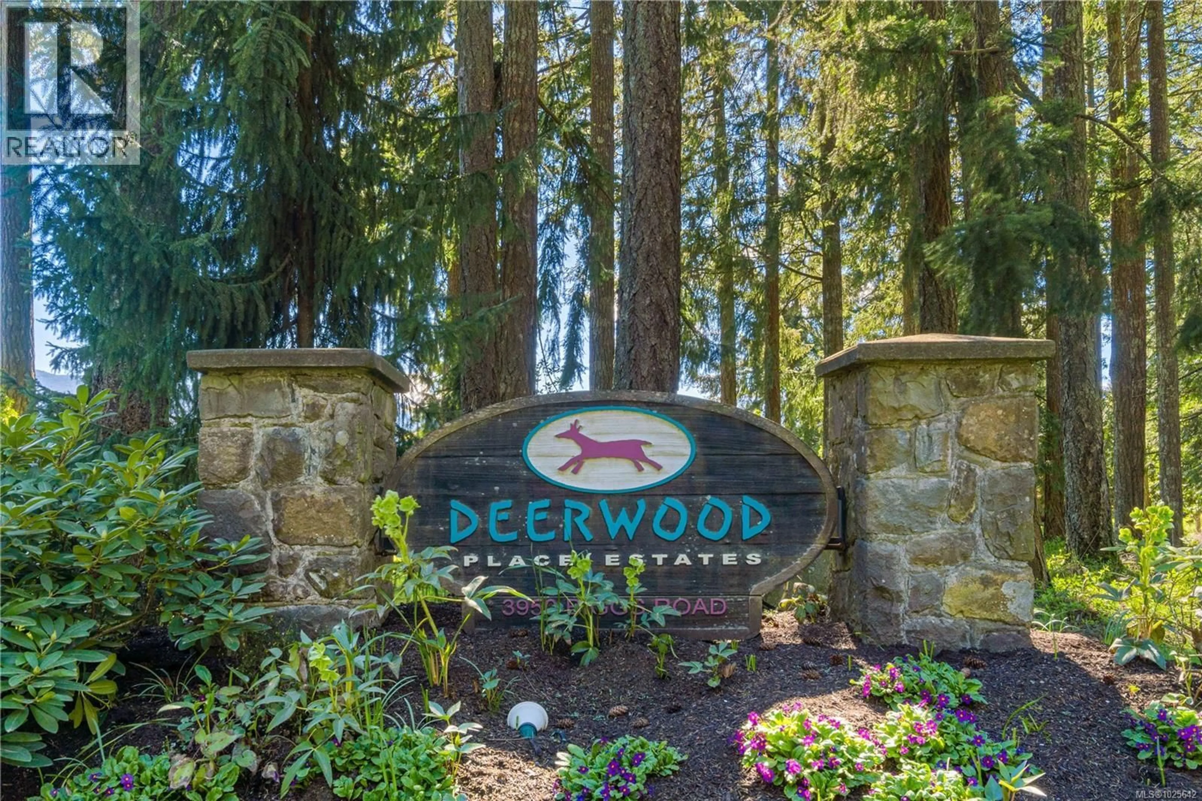 Indoor foyer for 3864 HONEY LOCUST DRIVE, Nanaimo British Columbia V9T6B9