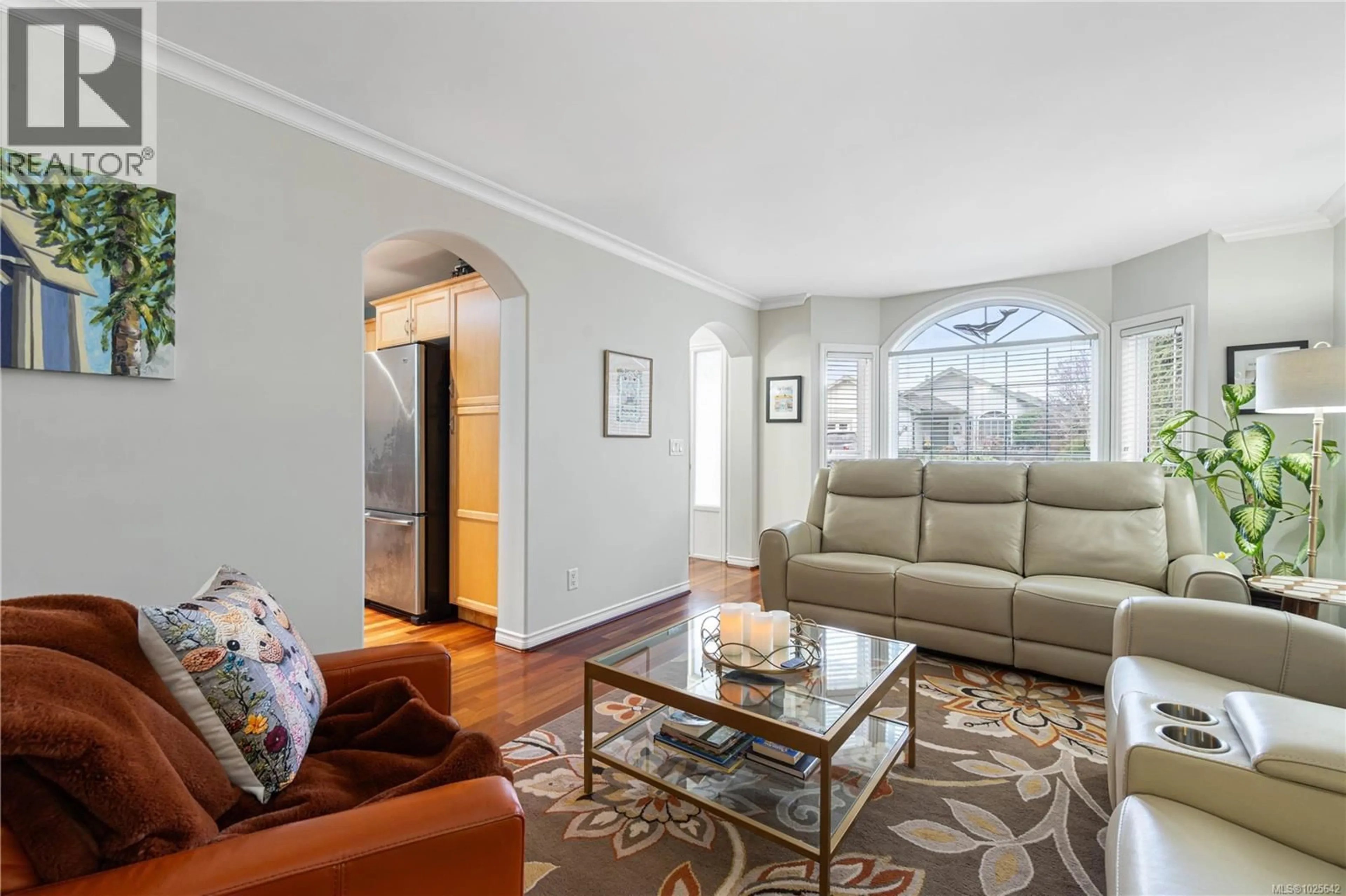 Living room with furniture, unknown for 3864 HONEY LOCUST DRIVE, Nanaimo British Columbia V9T6B9