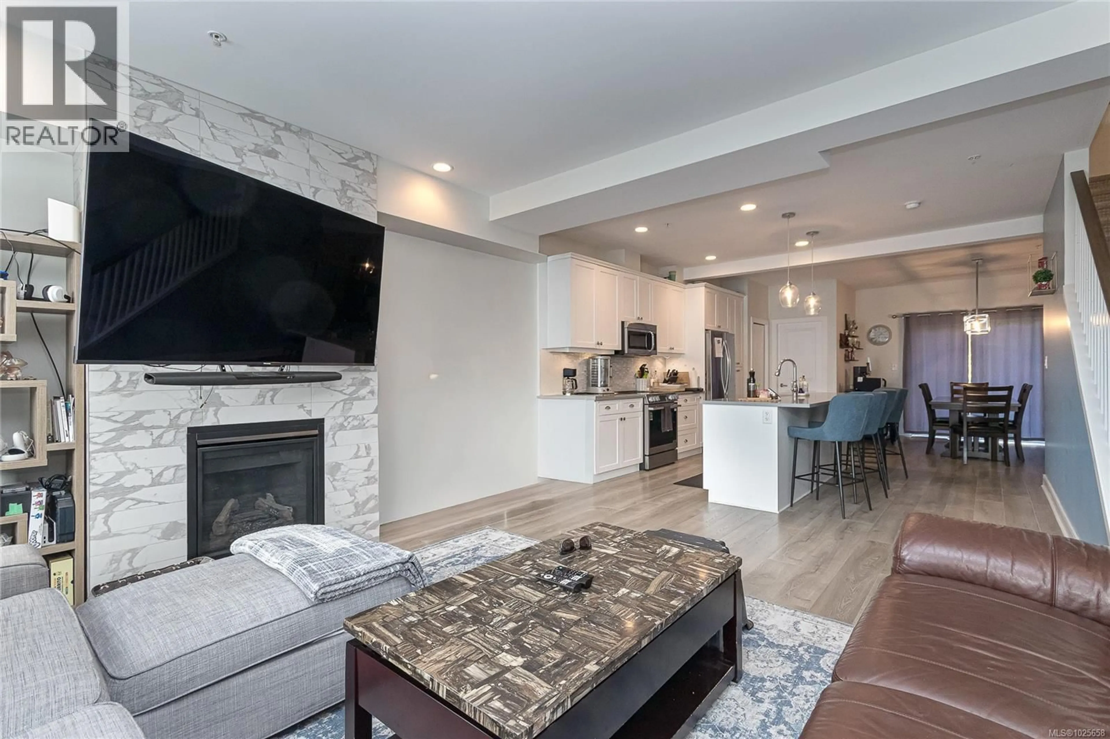 Open concept kitchen, ceramic/tile floor for 105 - 1064 GALA COURT, Langford British Columbia V9C0J8