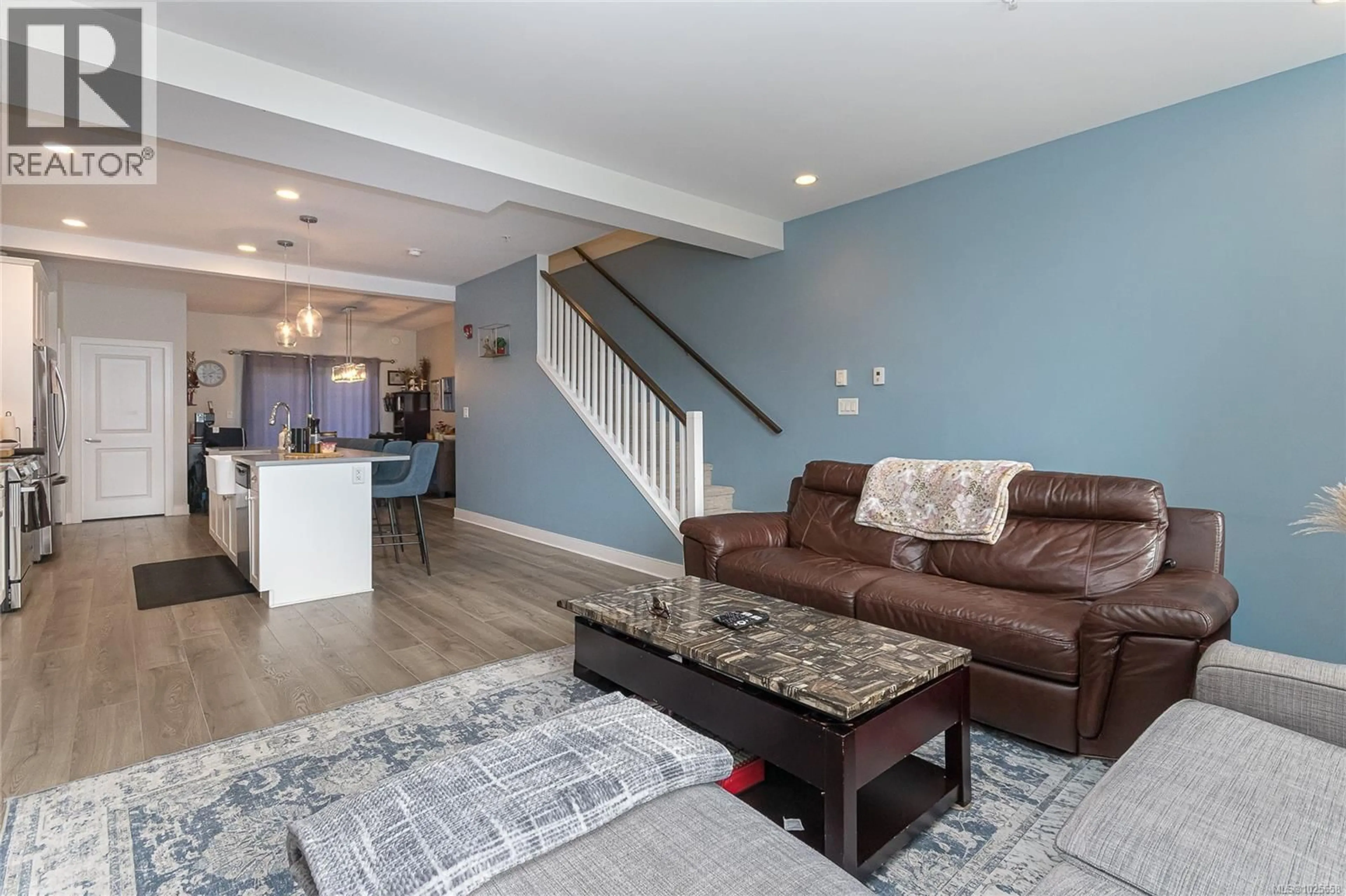 Living room with furniture, unknown for 105 - 1064 GALA COURT, Langford British Columbia V9C0J8