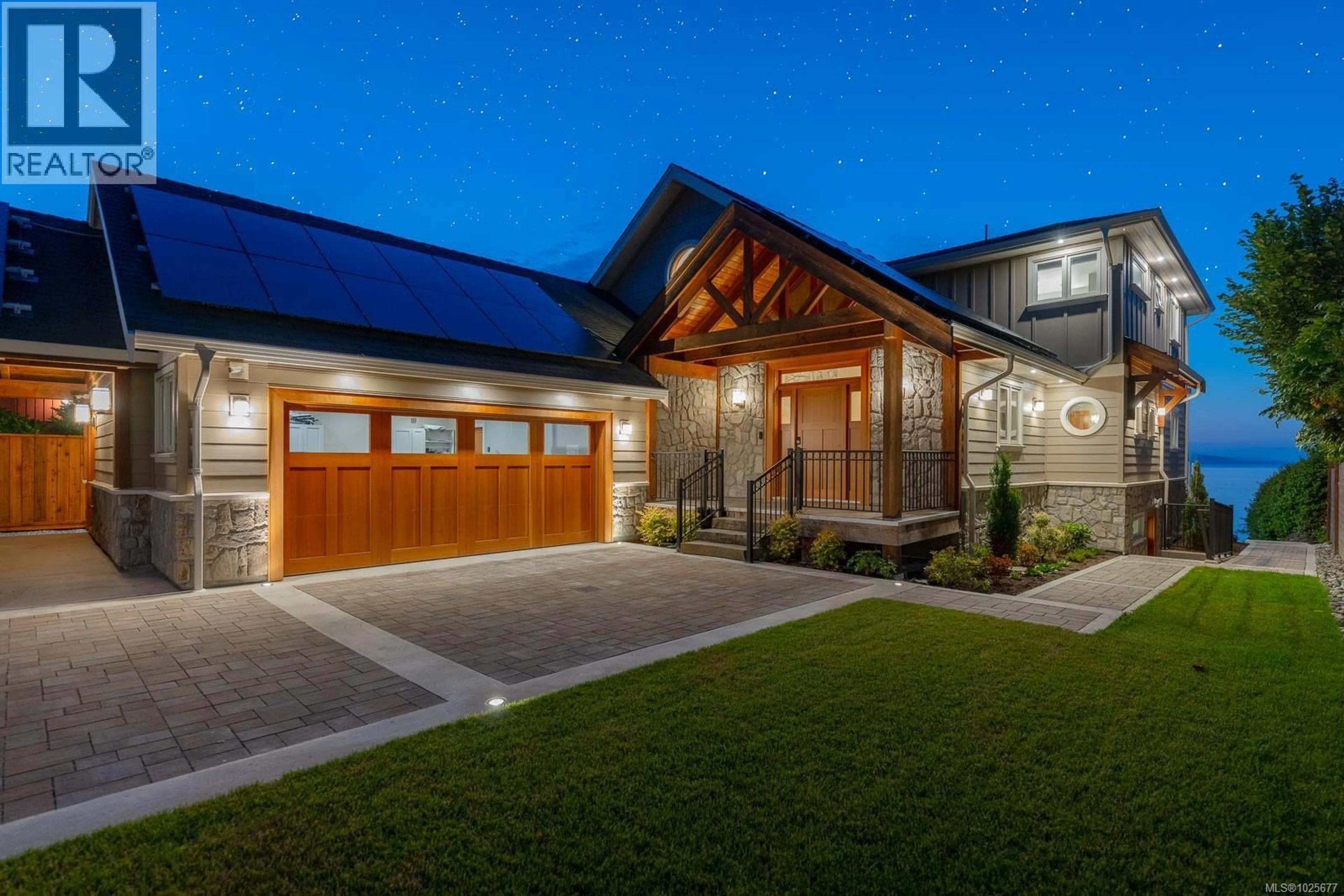 Unknown for 5411 PARKER AVENUE, Saanich British Columbia V8Y2N2