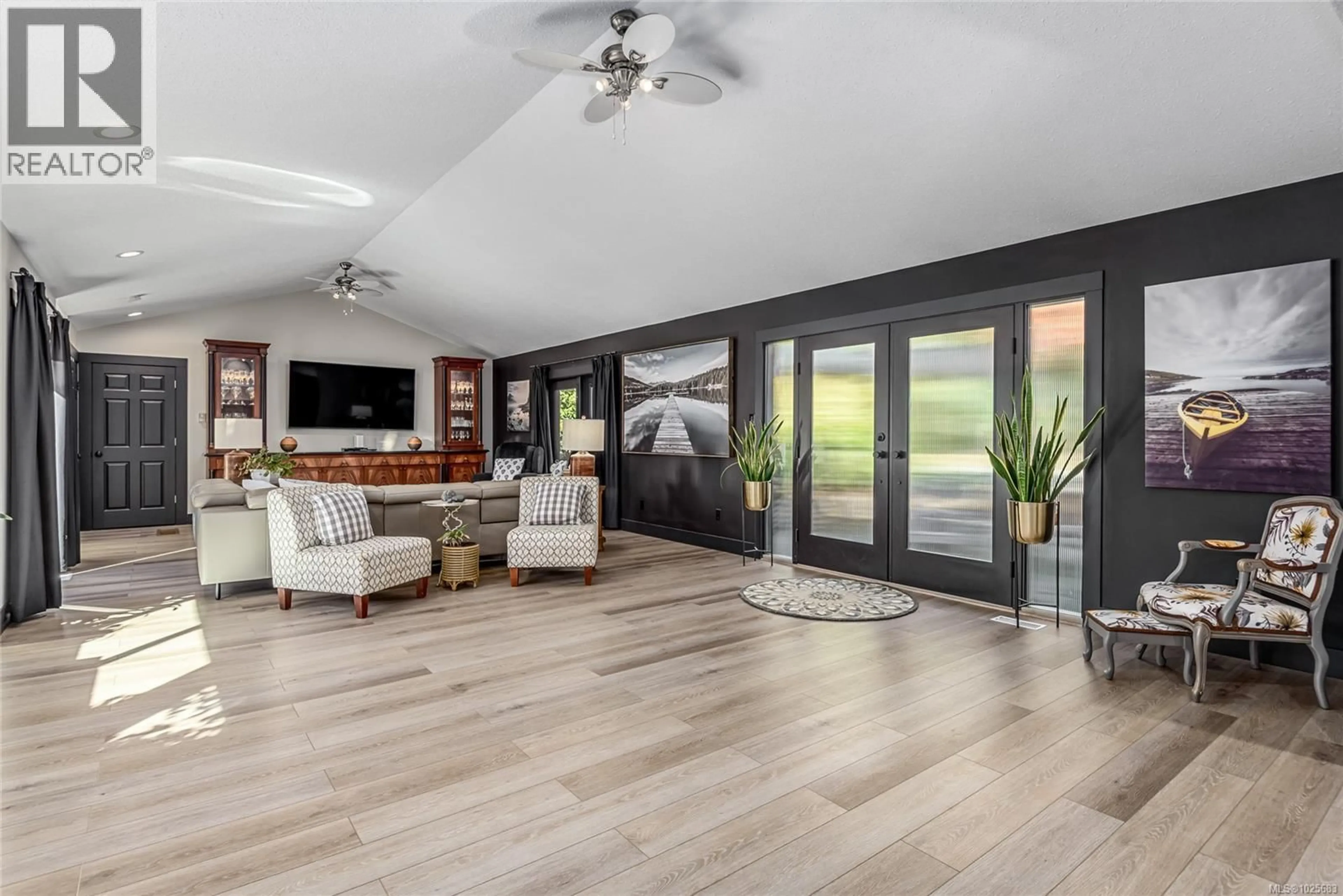 Unknown for 1100 BACK ROAD, Courtenay British Columbia V9N8M7