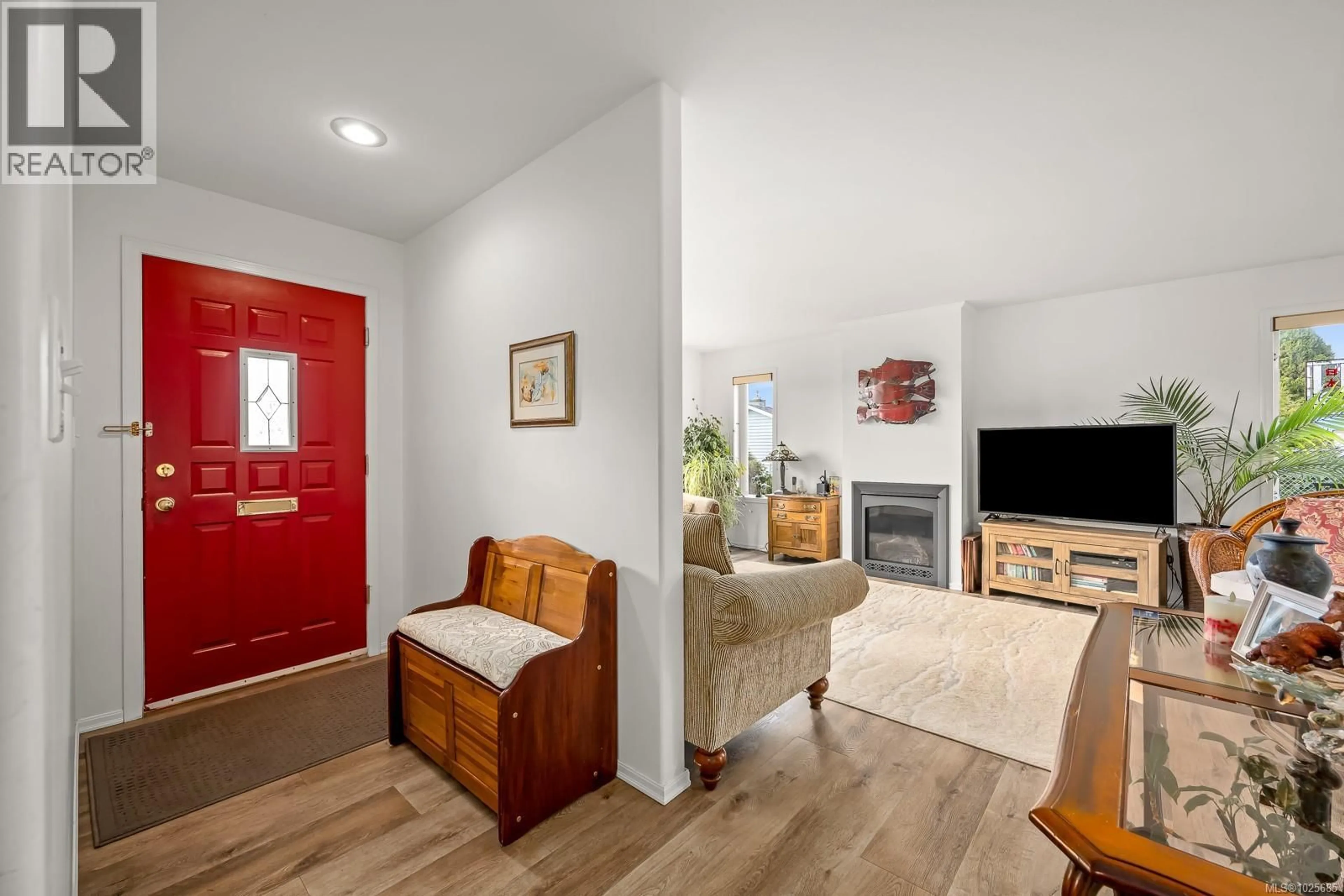 Unknown for 1594 ARBUTUS AVENUE, Comox British Columbia V9M2T6