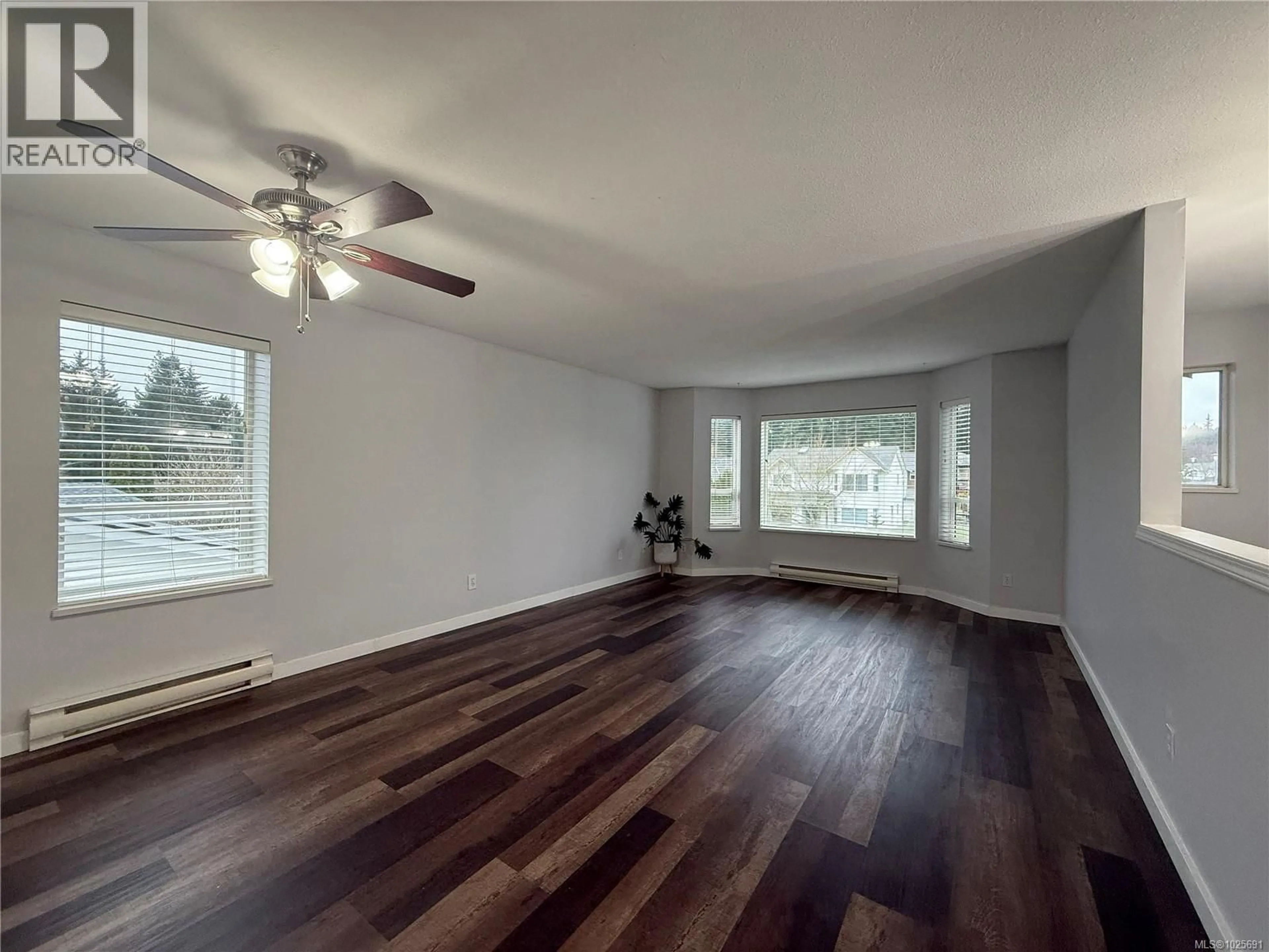 A pic of a room for 462 CANDY LANE, Campbell River British Columbia V9W7Y8