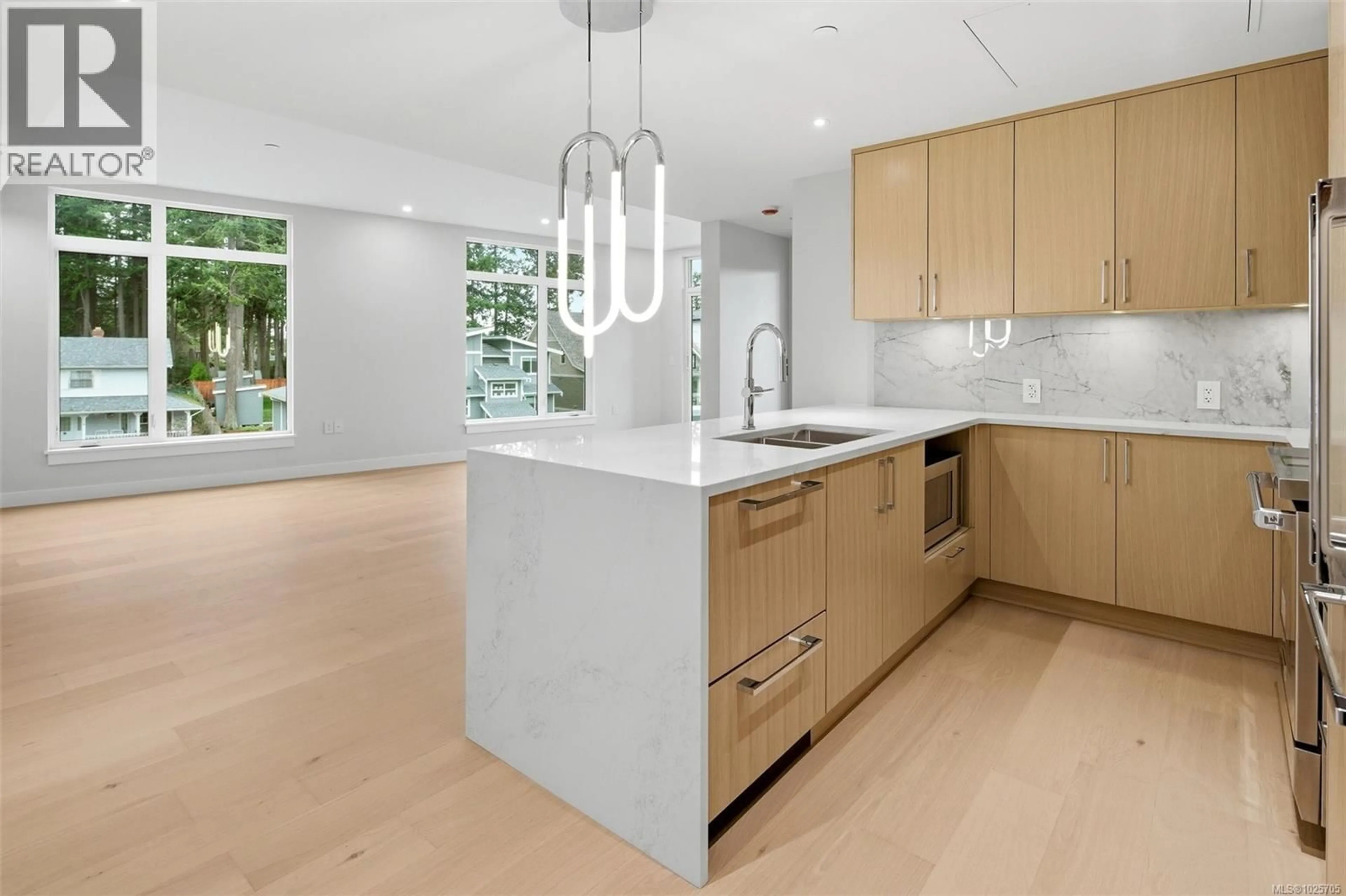 Open concept kitchen, unknown for 307 - 5229 CORDOVA BAY ROAD, Saanich British Columbia V8Y2L1