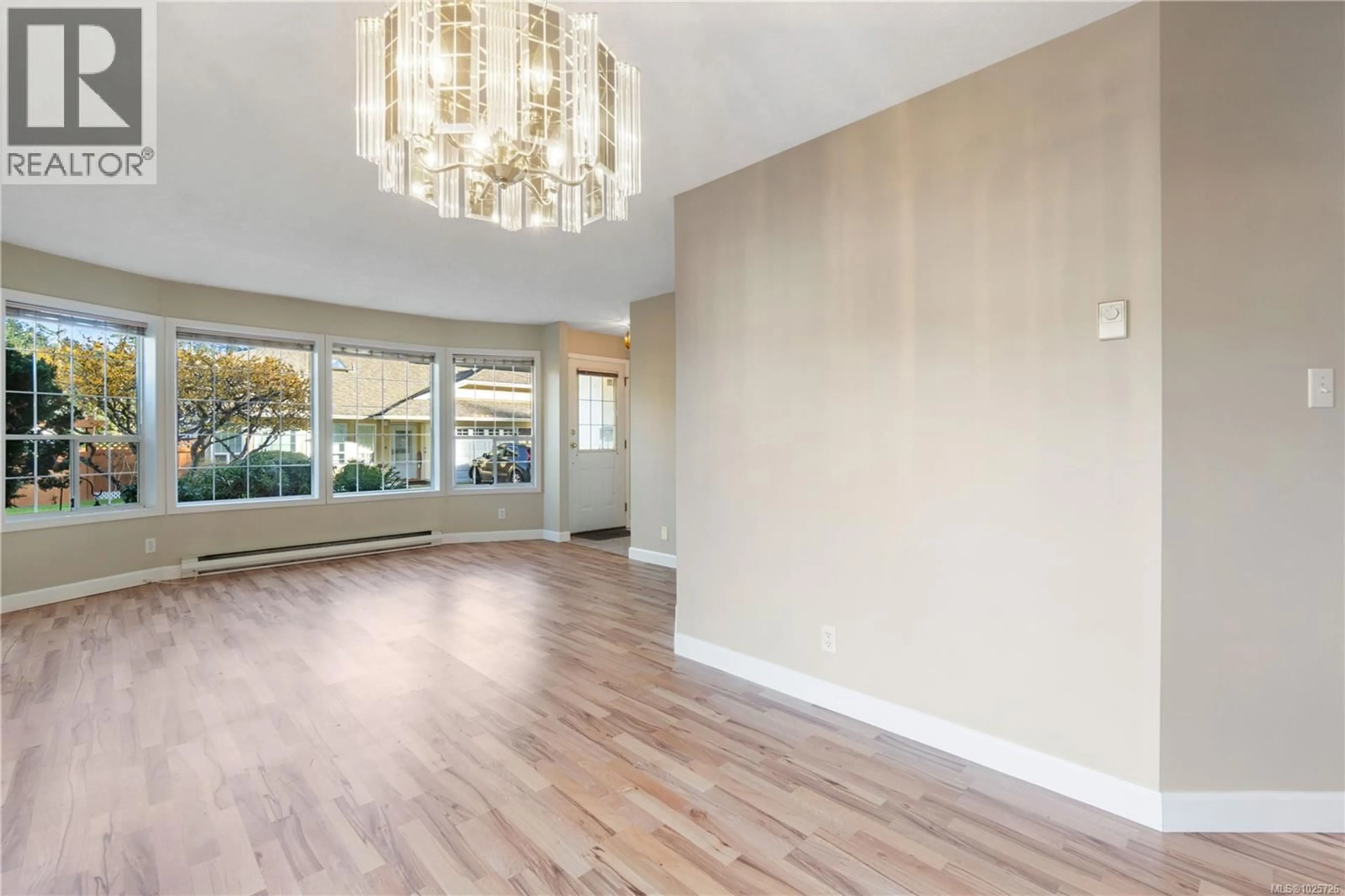 Unknown for 18 - 4750 UPLANDS DRIVE, Nanaimo British Columbia V9T5V1