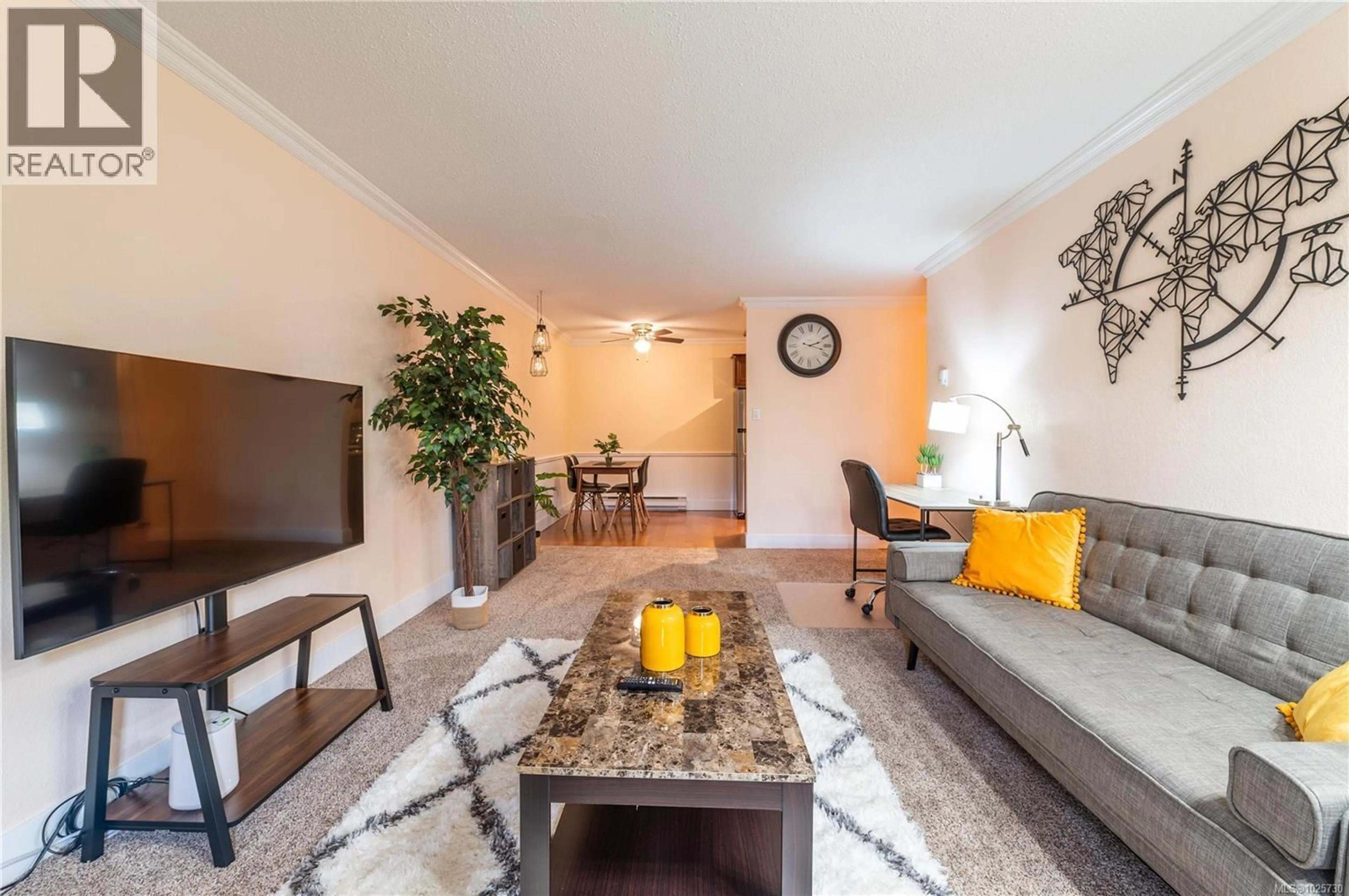 Living room with furniture, unknown for 110 - 1600 DUFFERIN CRESCENT, Nanaimo British Columbia V9S5N2