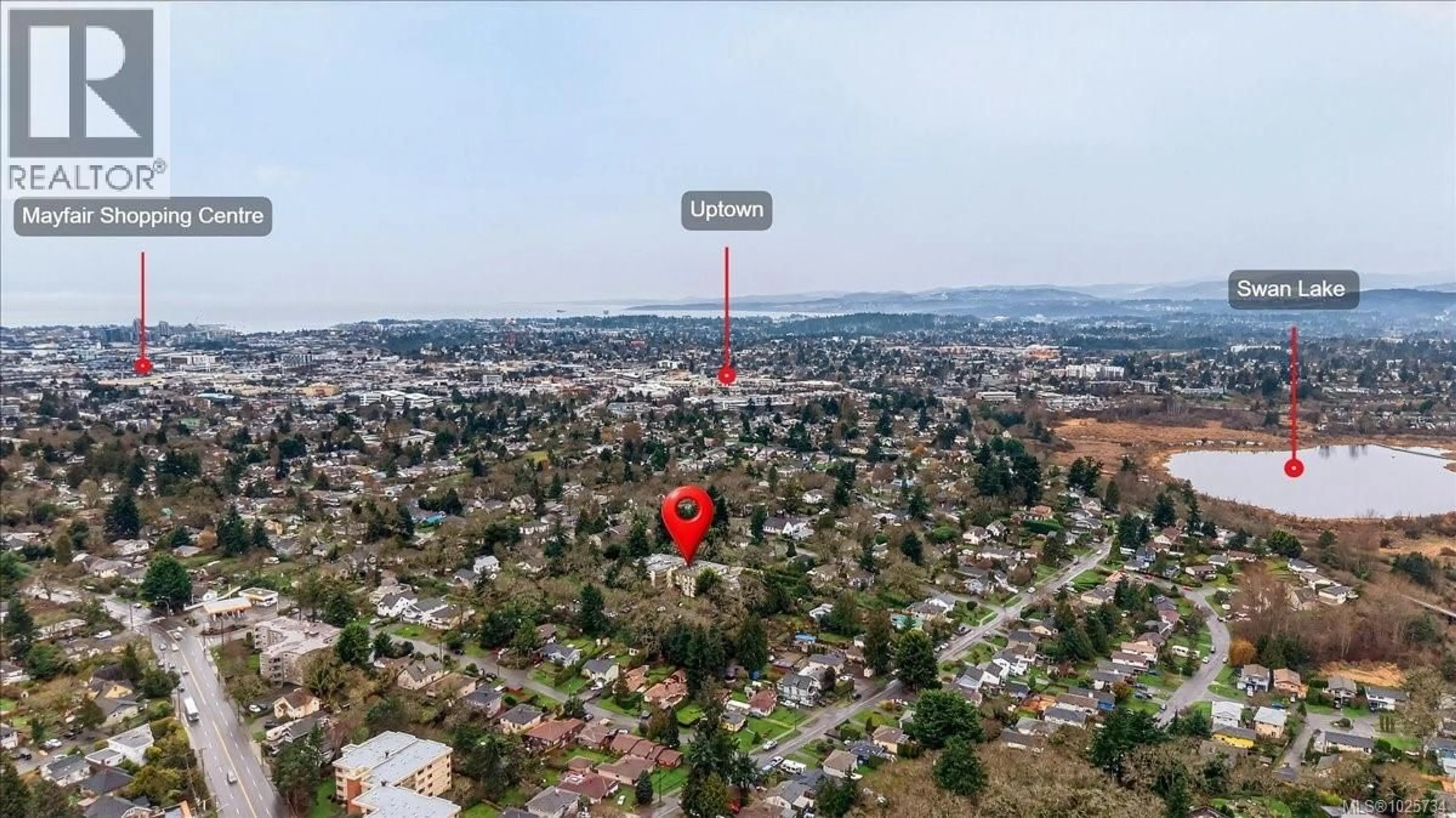 A pic from outside/outdoor area/front of a property/back of a property/a pic from drone, unknown for 403 - 1010 BRISTOL ROAD, Saanich British Columbia V8X4R8