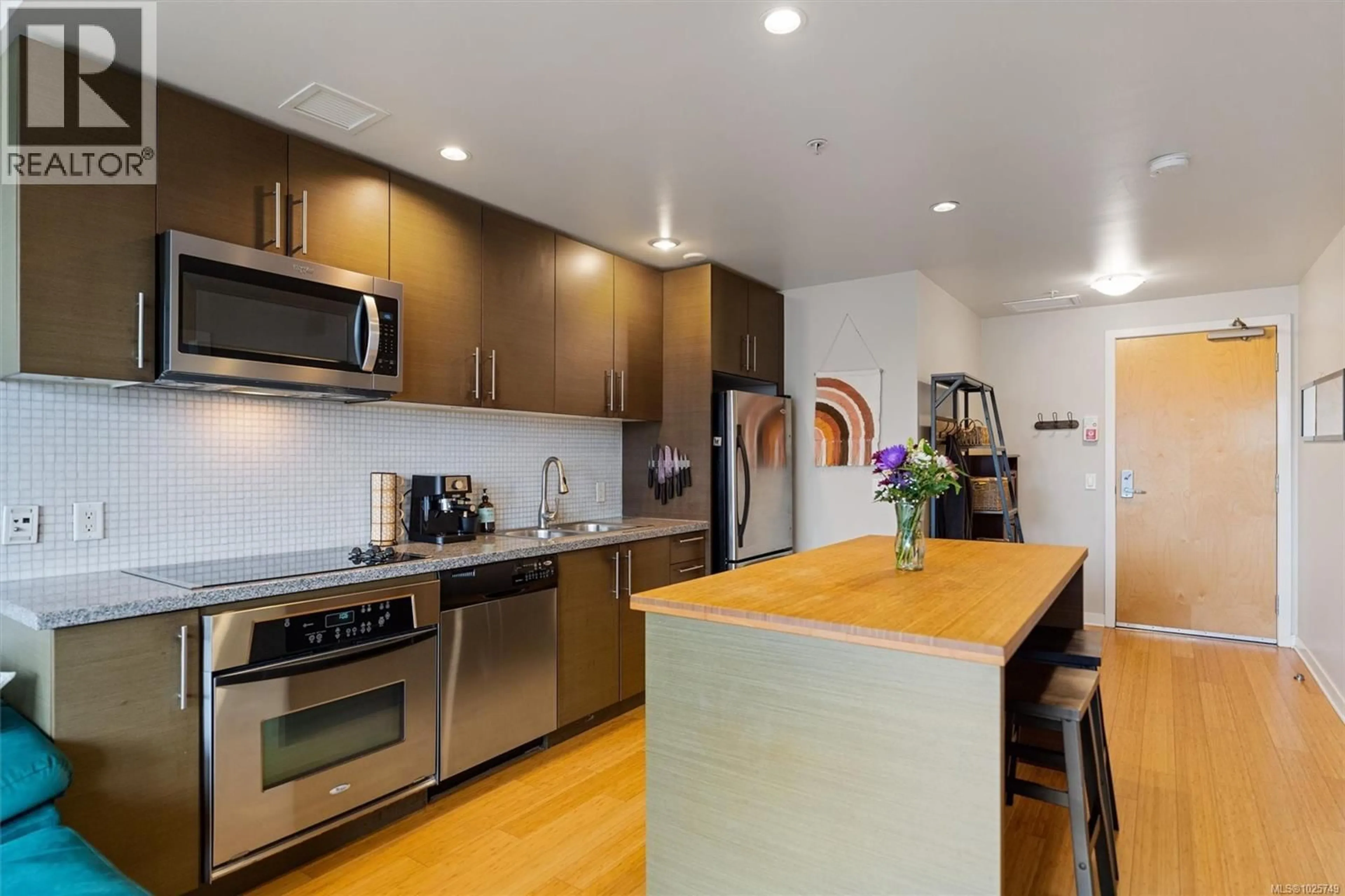 Open concept kitchen, unknown for 405 - 391 TYEE ROAD, Victoria British Columbia V9A0A9