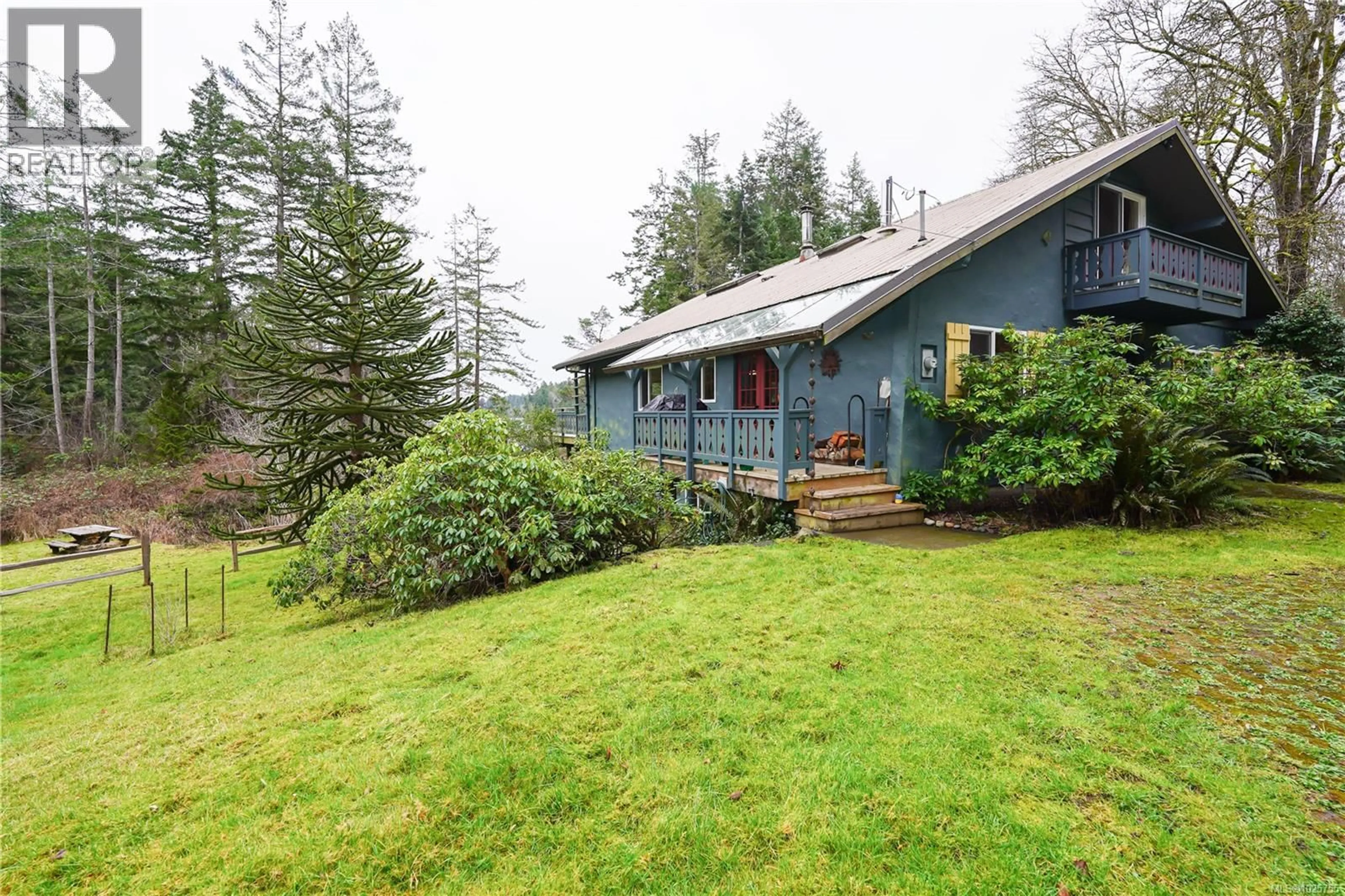 Patio, unknown for 89 PILKEY POINT ROAD, Thetis Island British Columbia V0R2Y0