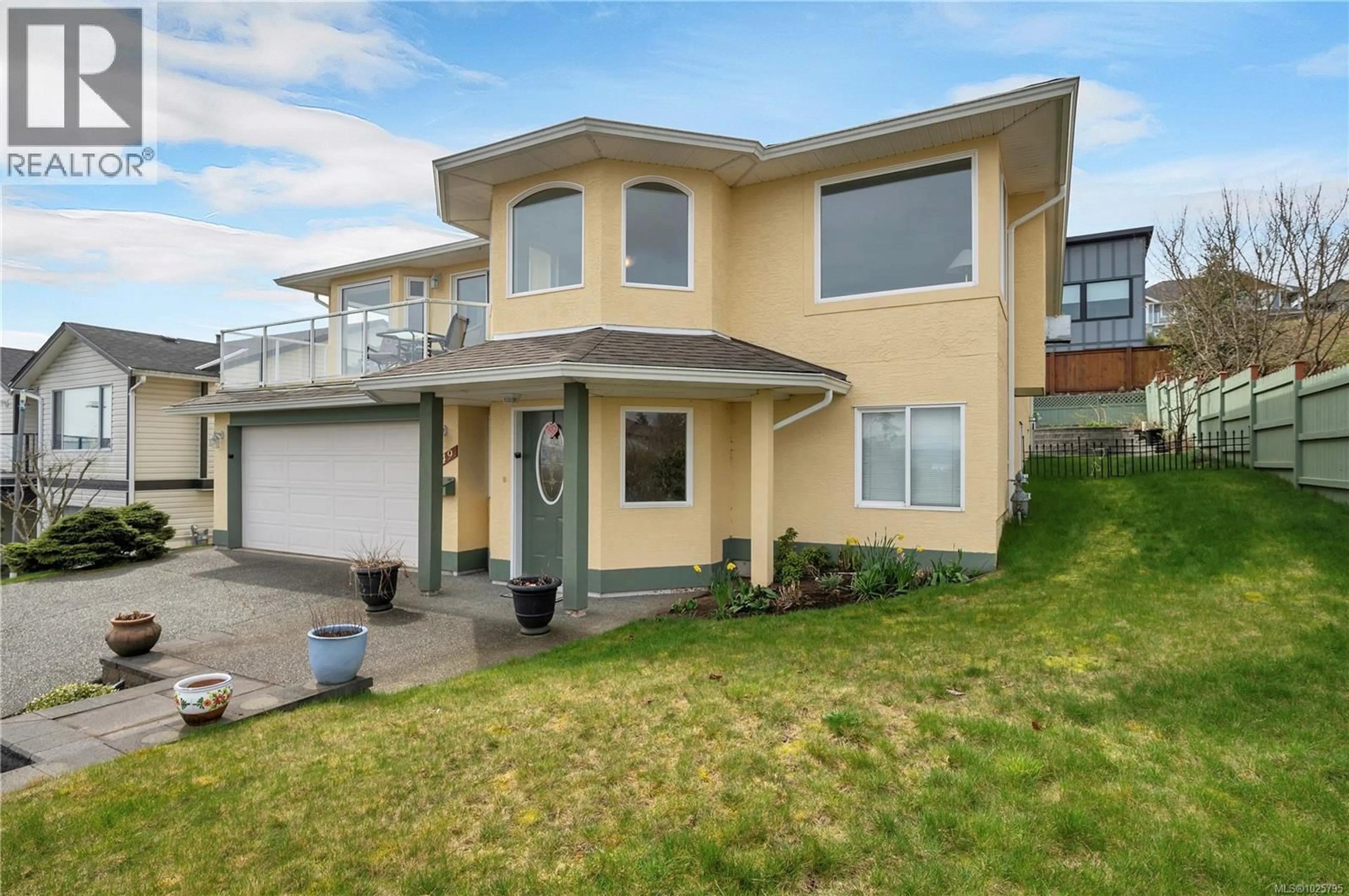 Home with vinyl exterior material, unknown for 749 BOWEN DRIVE, Campbell River British Columbia V9H1S2