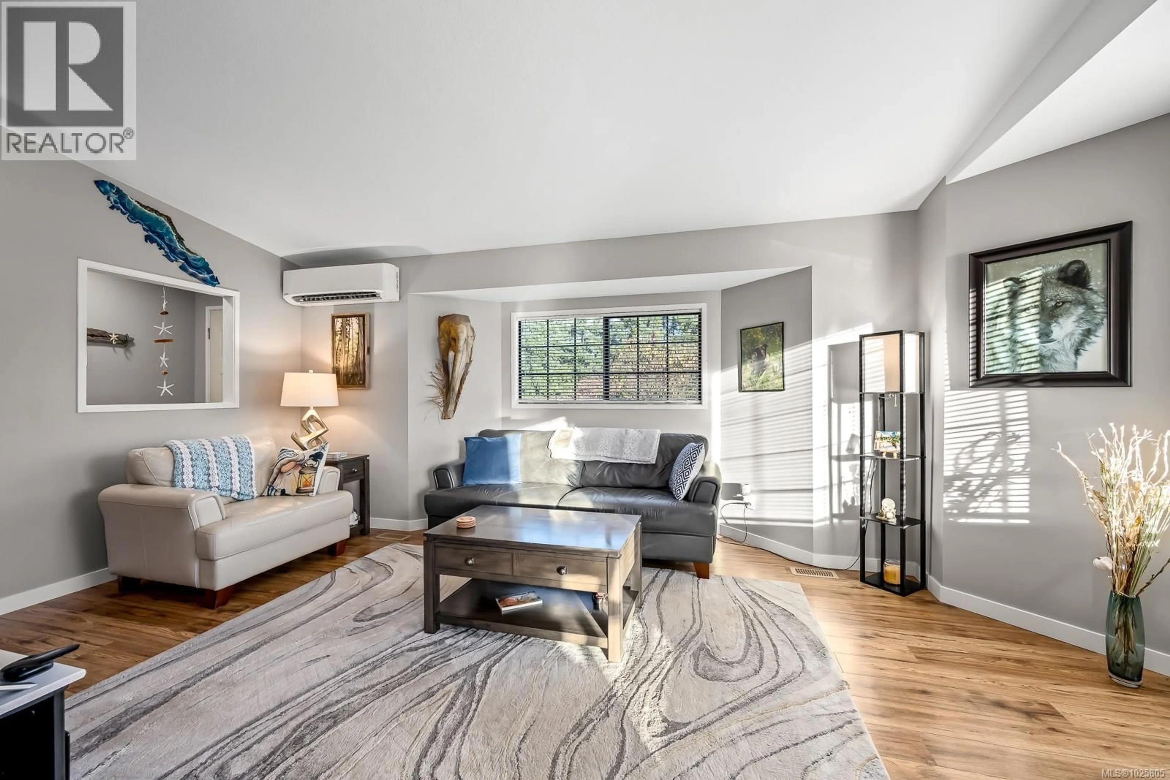 Living room with furniture, unknown for 4863 DUNDAS ROAD, Courtenay British Columbia V9N5Y2