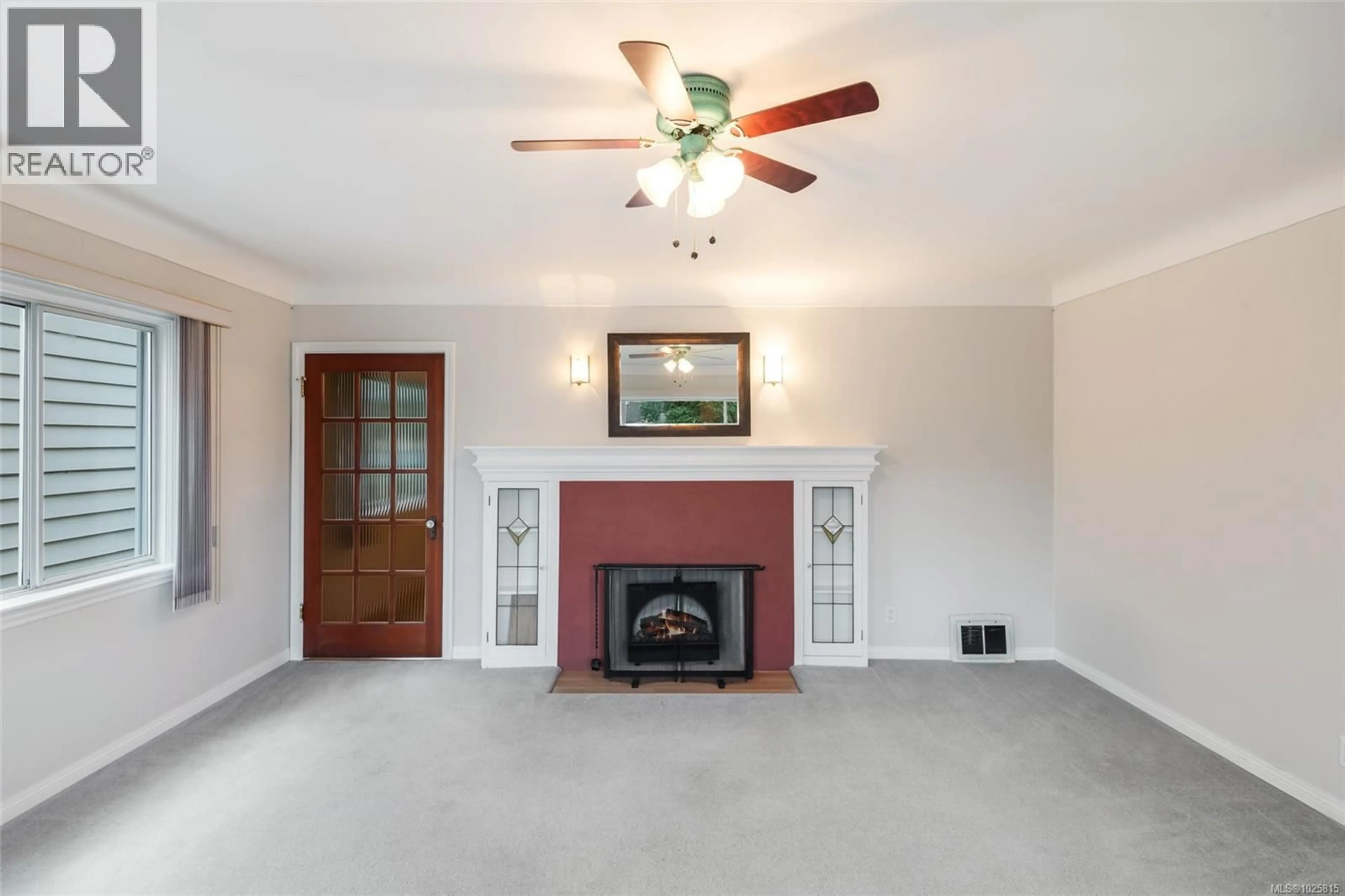 Living room with furniture, unknown for 3964 11TH AVENUE, Port Alberni British Columbia V9Y4Z3