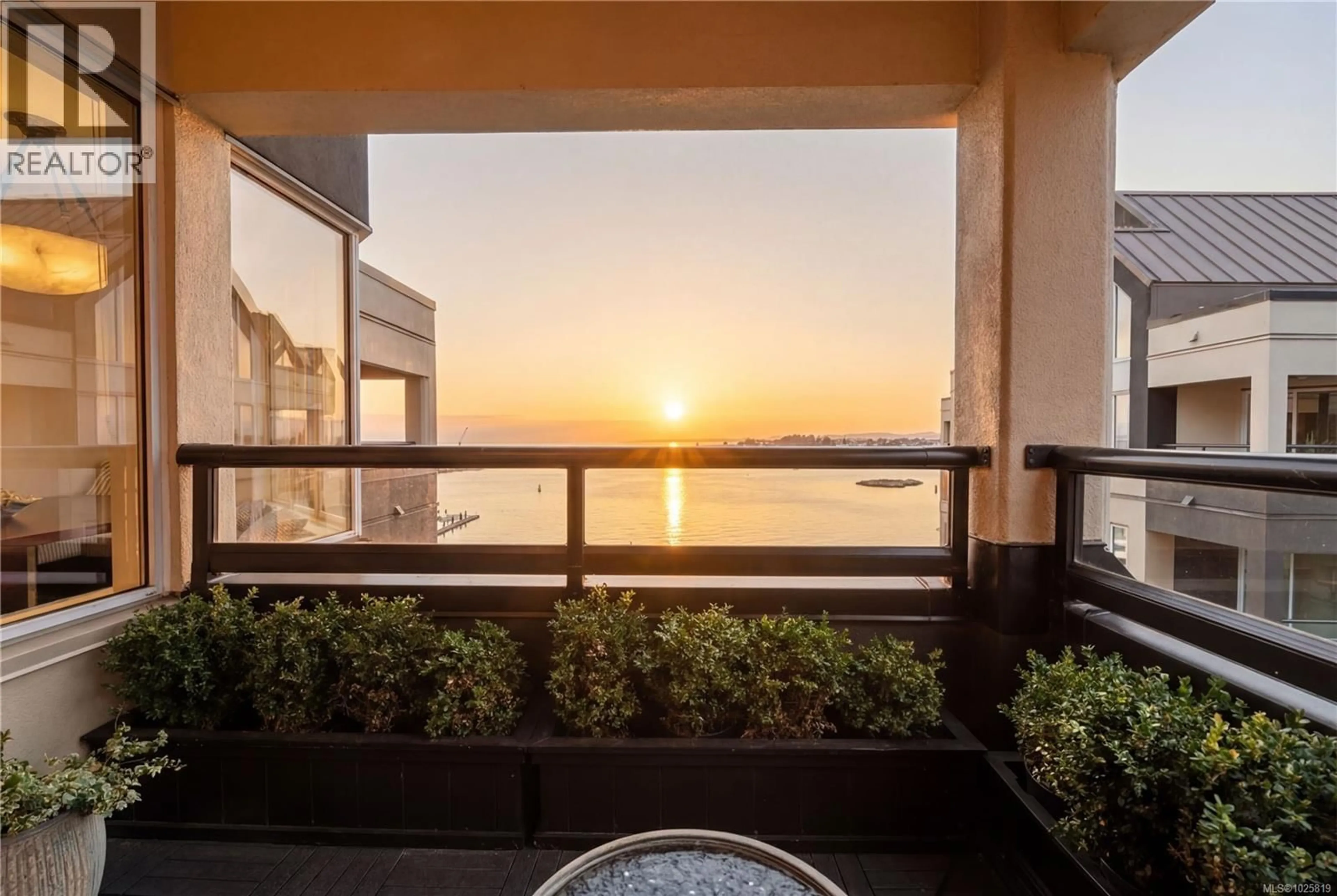 Balcony in the apartment, water/lake/river/ocean view for 844 - 203 KIMTA ROAD, Victoria British Columbia V9A6T5