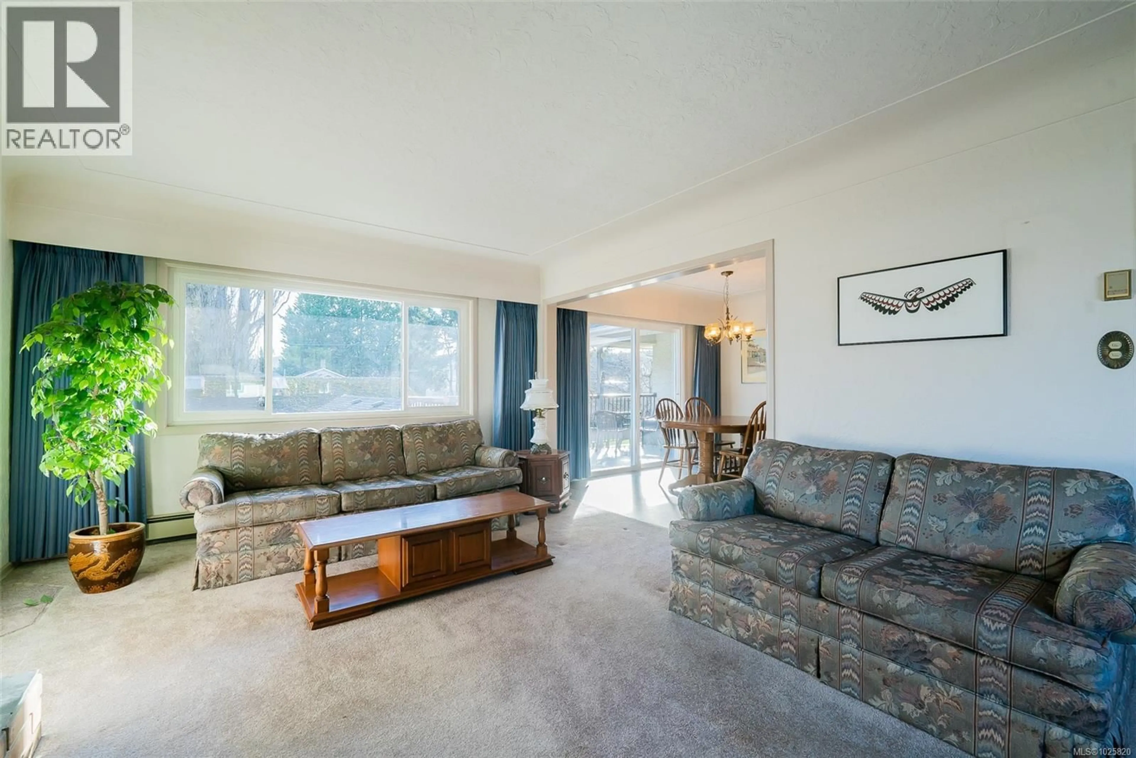 Living room with furniture, unknown for 531 DUKE STREET, Nanaimo British Columbia V9R1K2