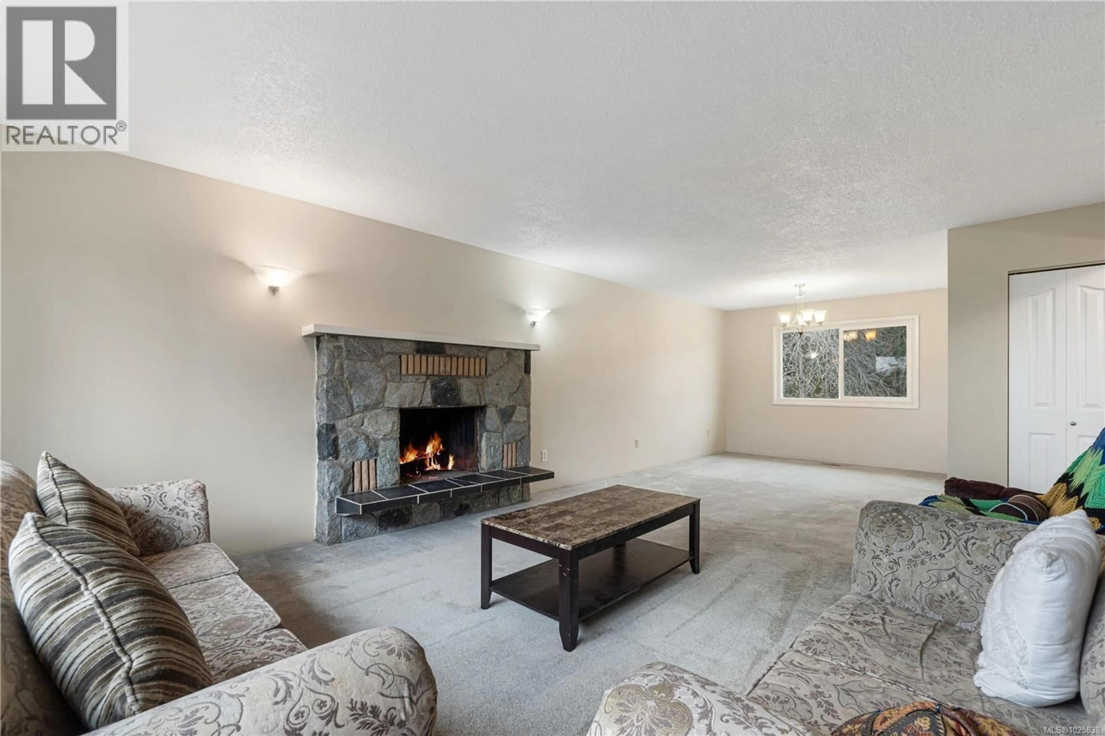 Living room with furniture, unknown for 5333 MAEBELLE ROAD, Port Alberni British Columbia V9Y8R2