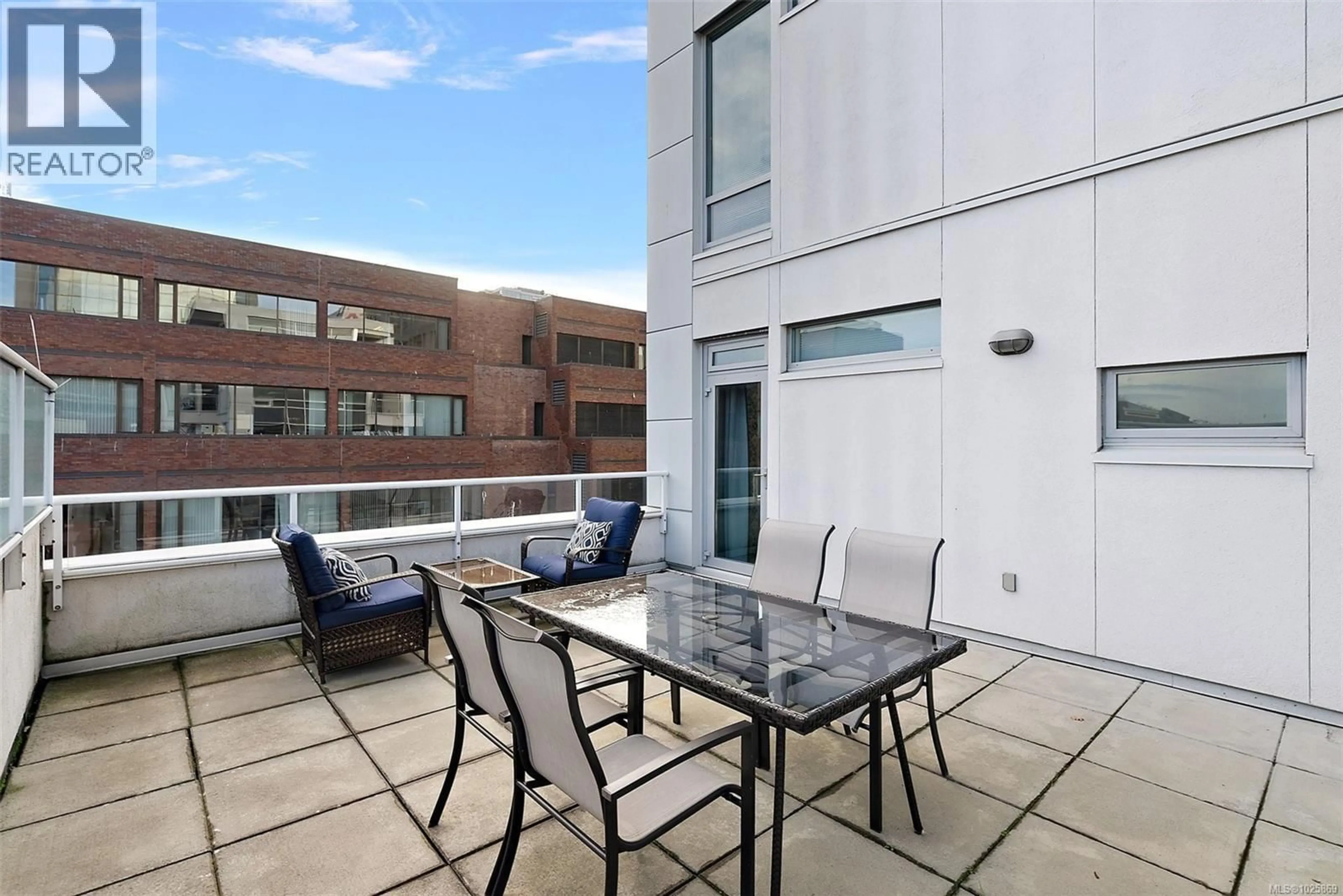 Patio, unknown for 404 - 732 BROUGHTON STREET, Victoria British Columbia V8W3E9