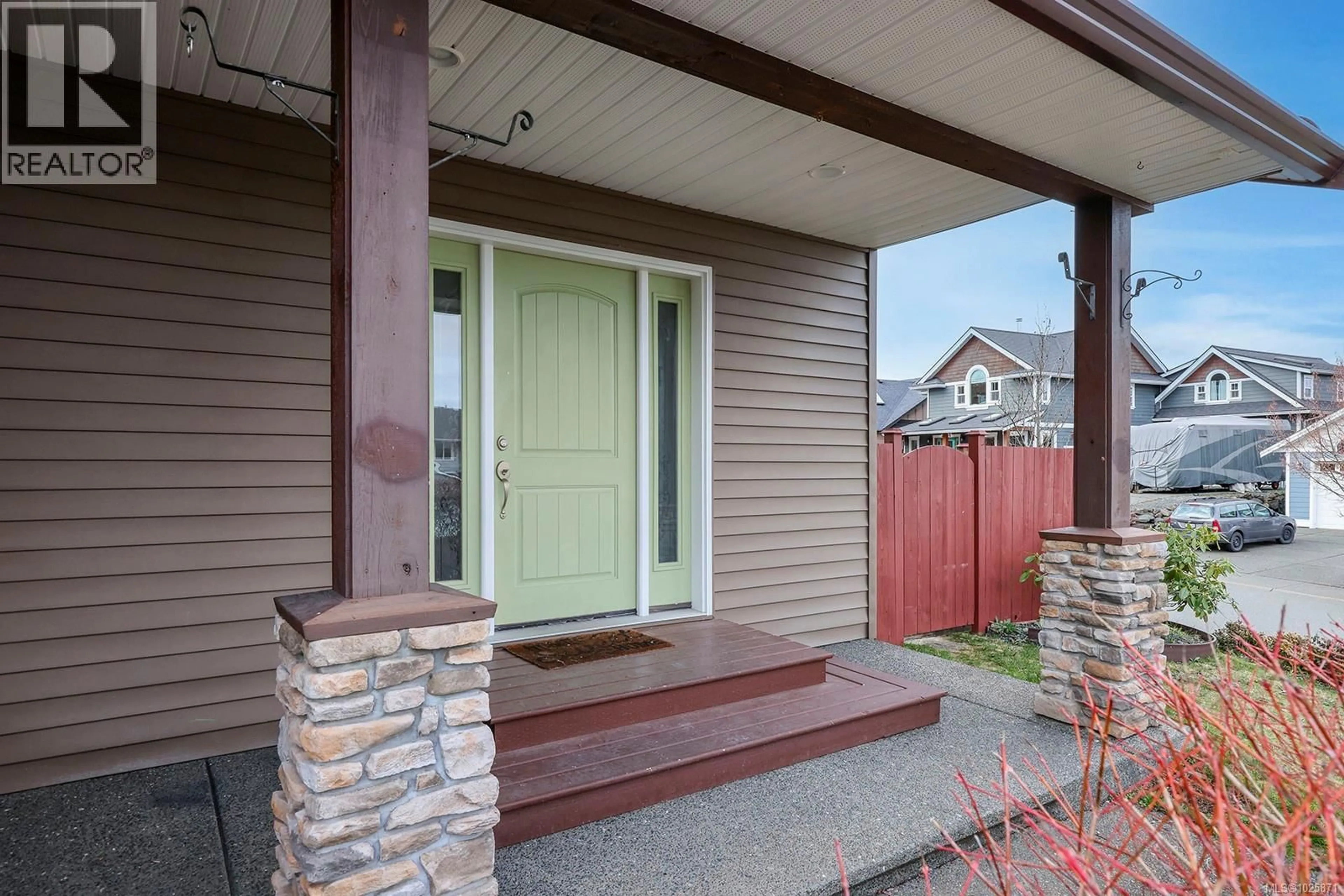 Unknown for 3367 FIRST STREET, Cumberland British Columbia V0R1S0