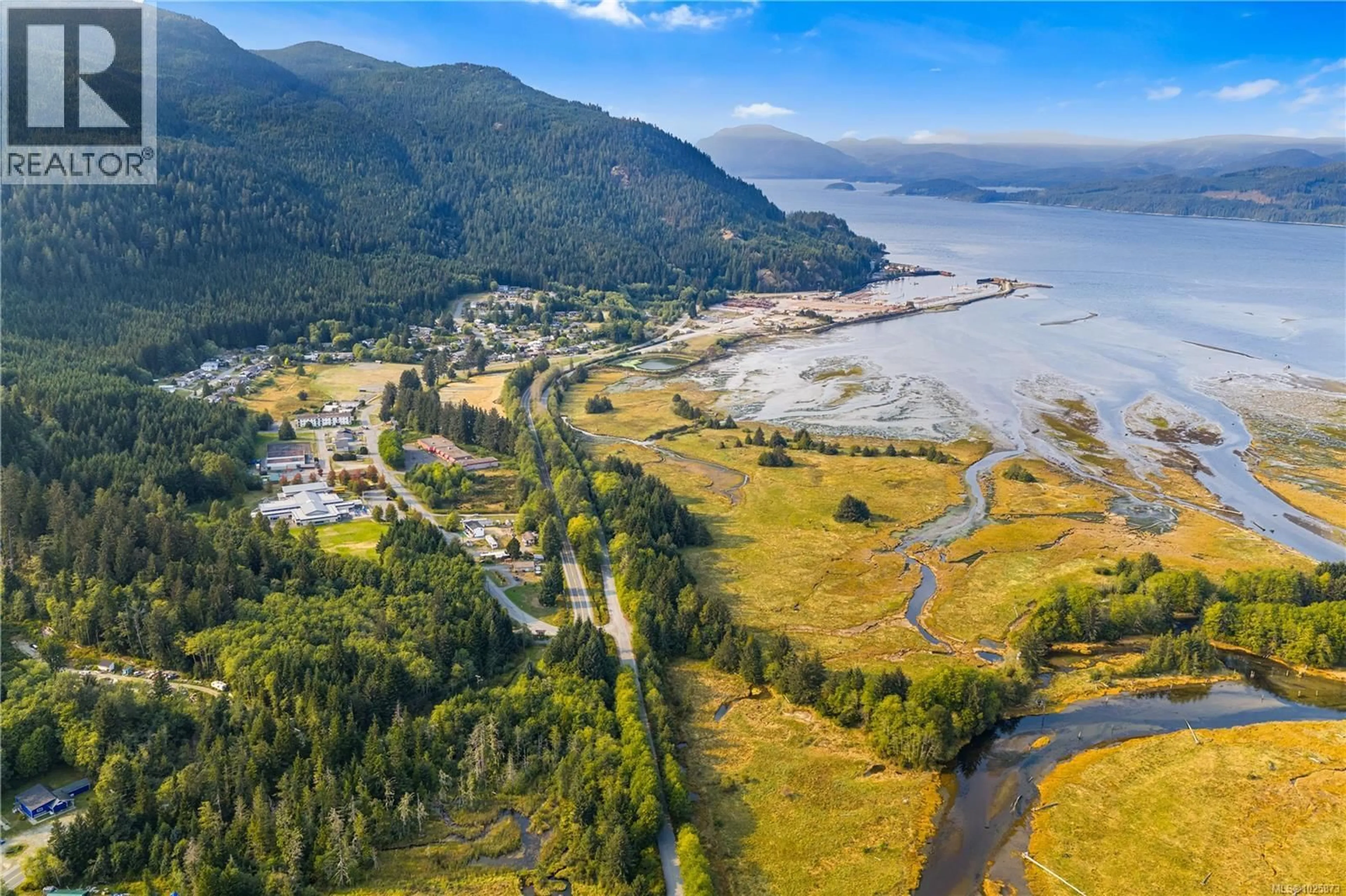 A pic from outside/outdoor area/front of a property/back of a property/a pic from drone, water/lake/river/ocean view for 305 - 611 MACMILLAN DRIVE, Sayward British Columbia V0N1A0