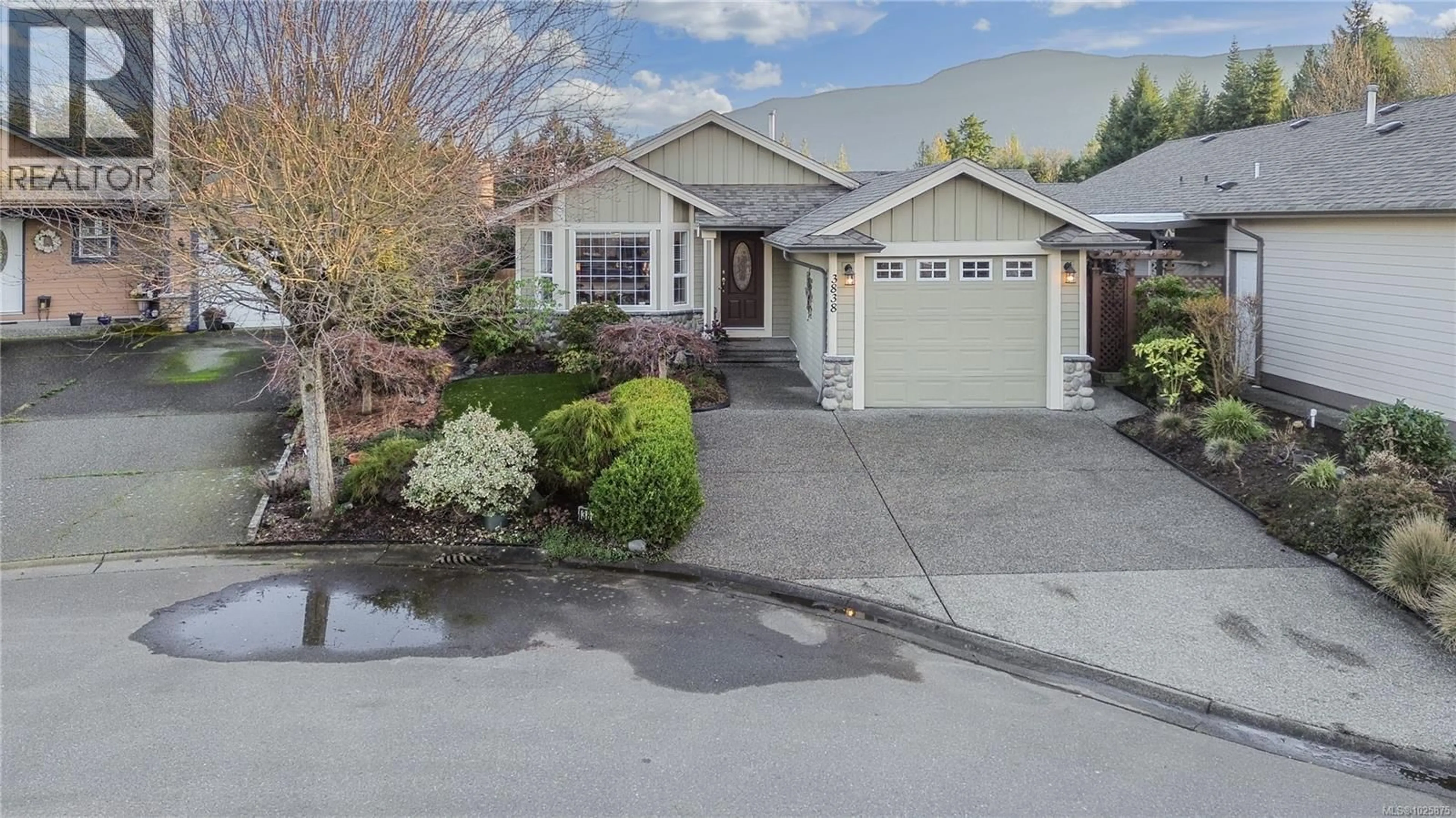 Home with vinyl exterior material, street for 3838 MIMOSA DRIVE, Nanaimo British Columbia V9T6B9