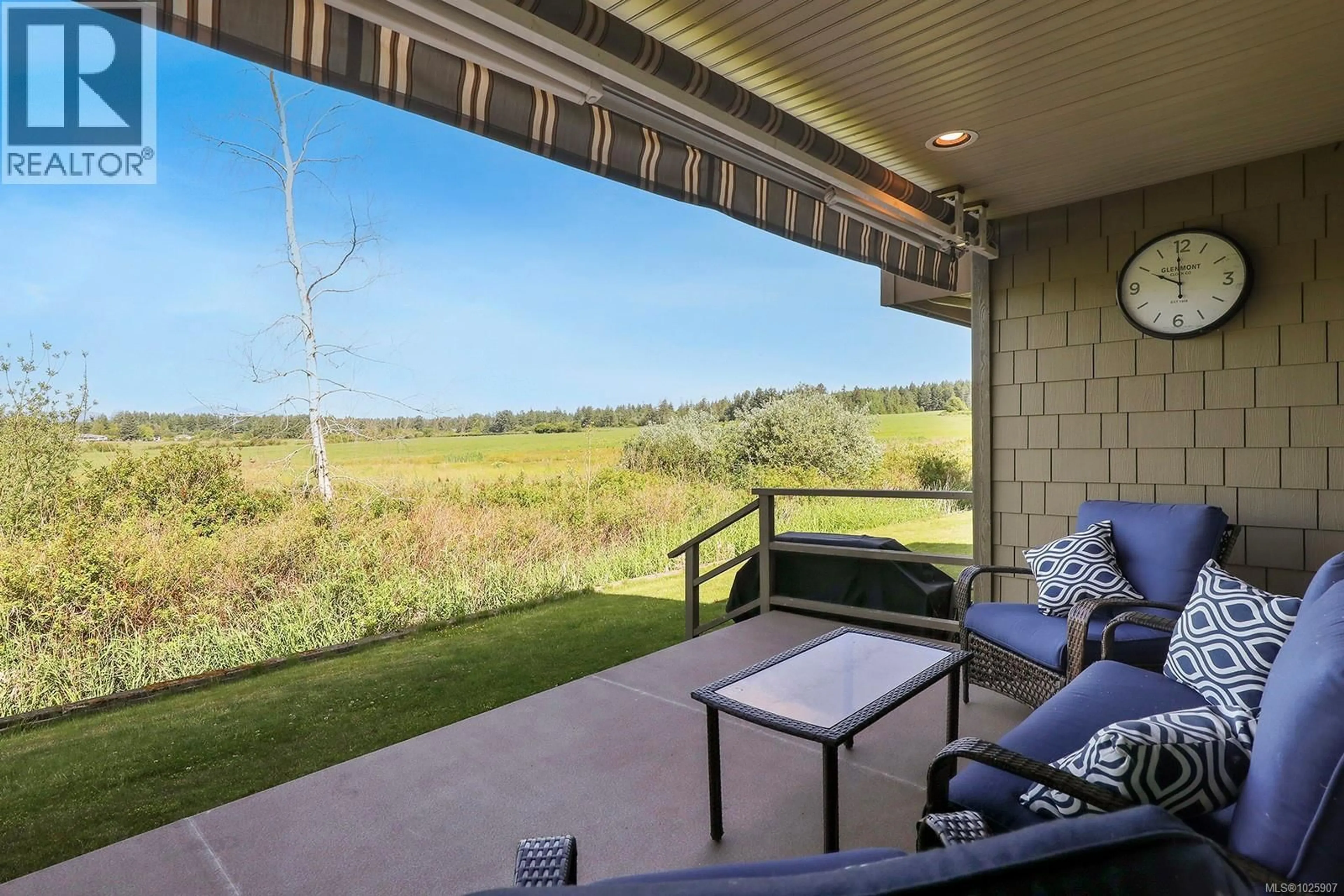 Patio, water/lake/river/ocean view for 1675 CHESTER PLACE, Comox British Columbia V9M1A9