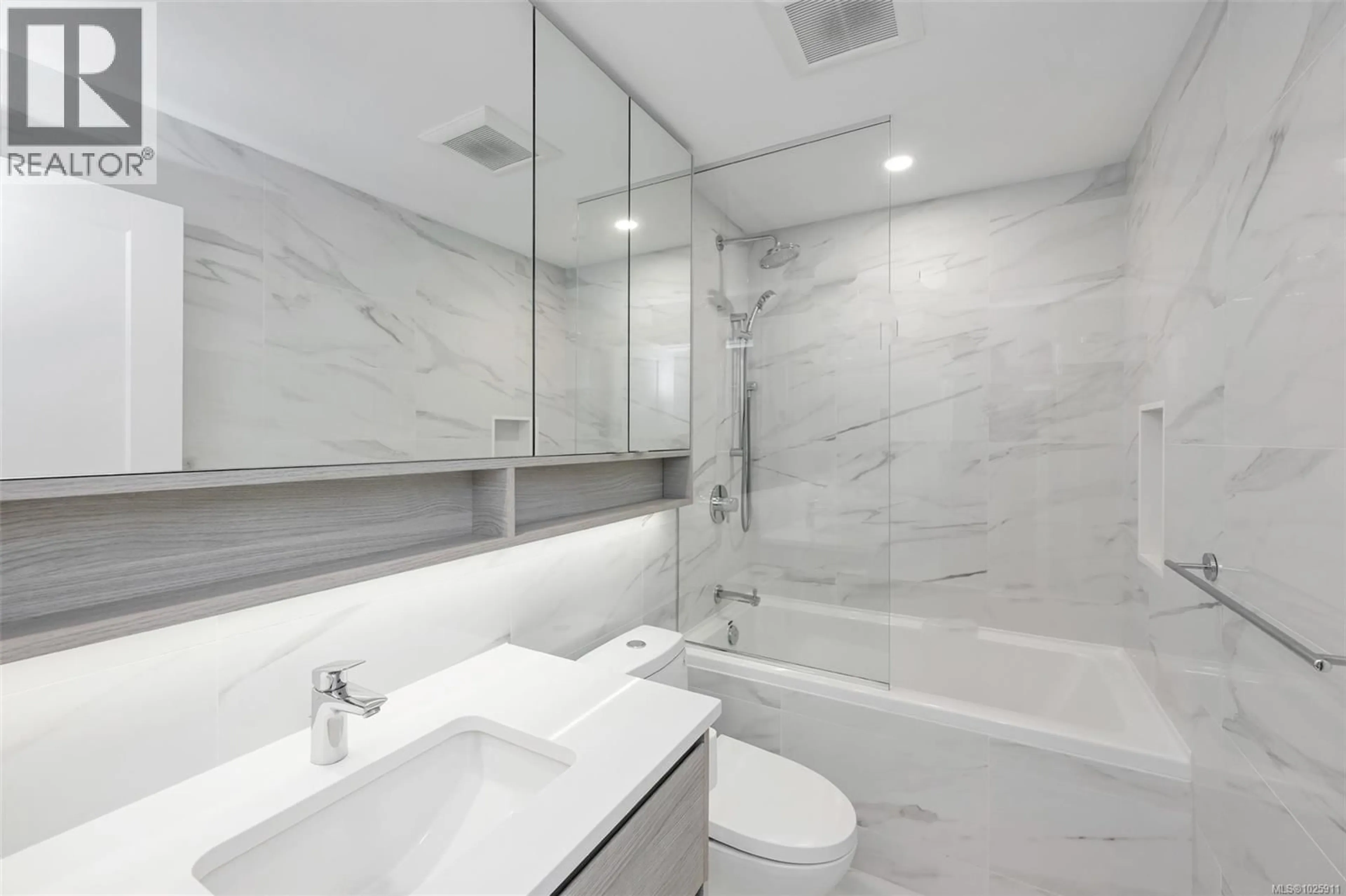 Unknown for 709 - 777 HERALD STREET, Victoria British Columbia V8T0C7