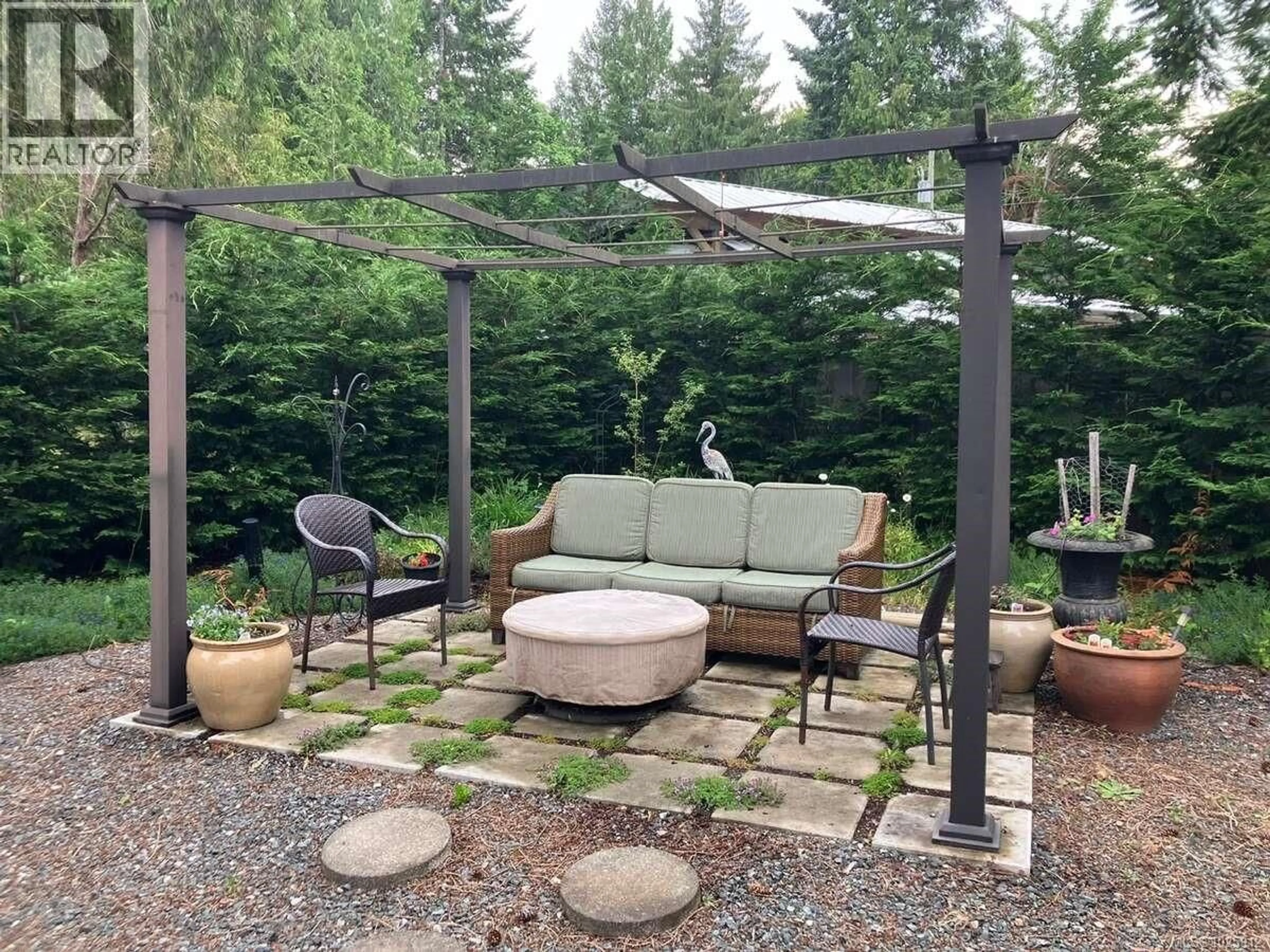 Patio, unknown for 63 - 6050 ISLAND HIGHWAY WEST, Qualicum Beach British Columbia V9K2E1