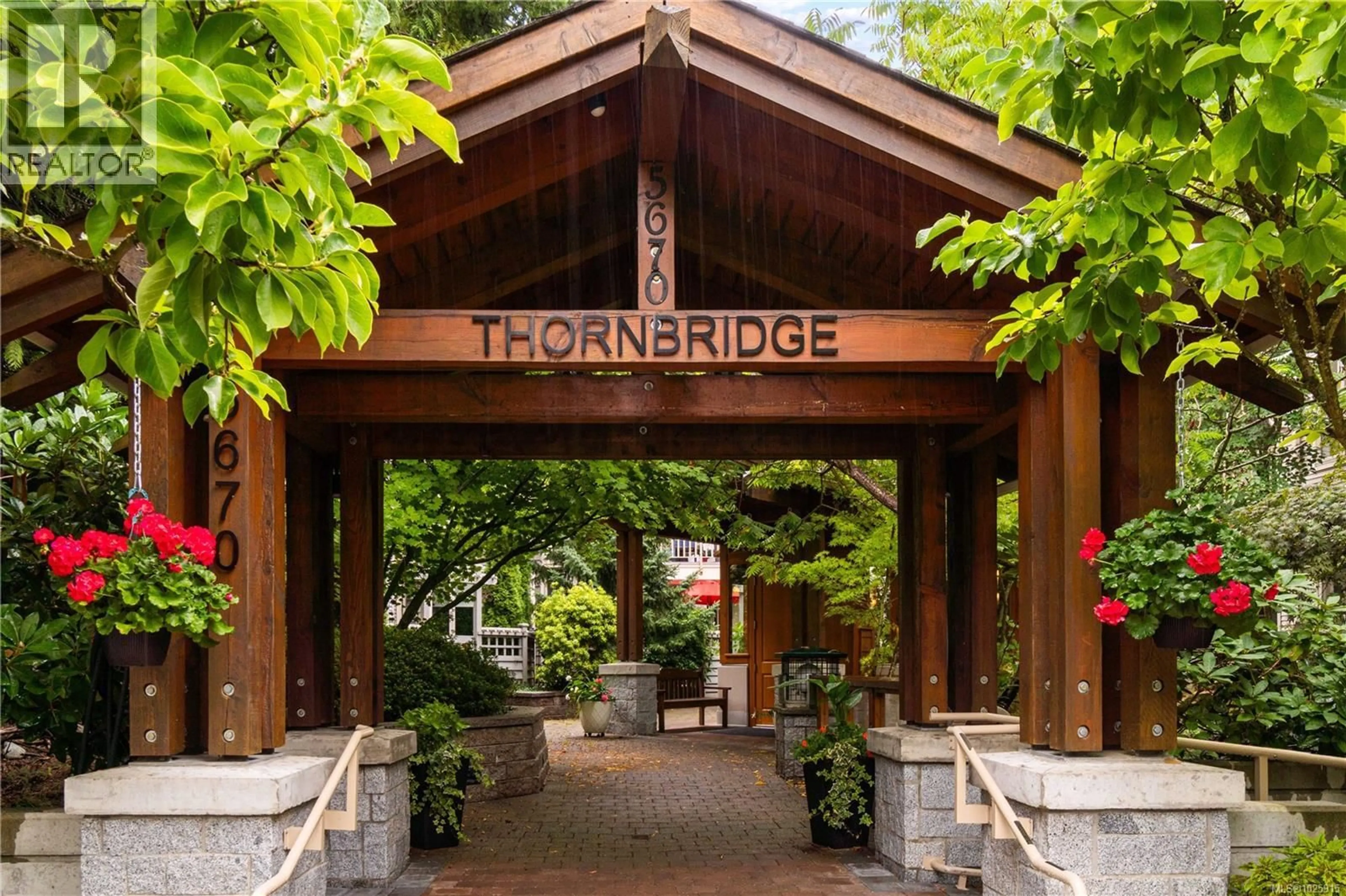 Lobby for 307 - 5670 EDGEWATER LANE, Nanaimo British Columbia V9T6K1