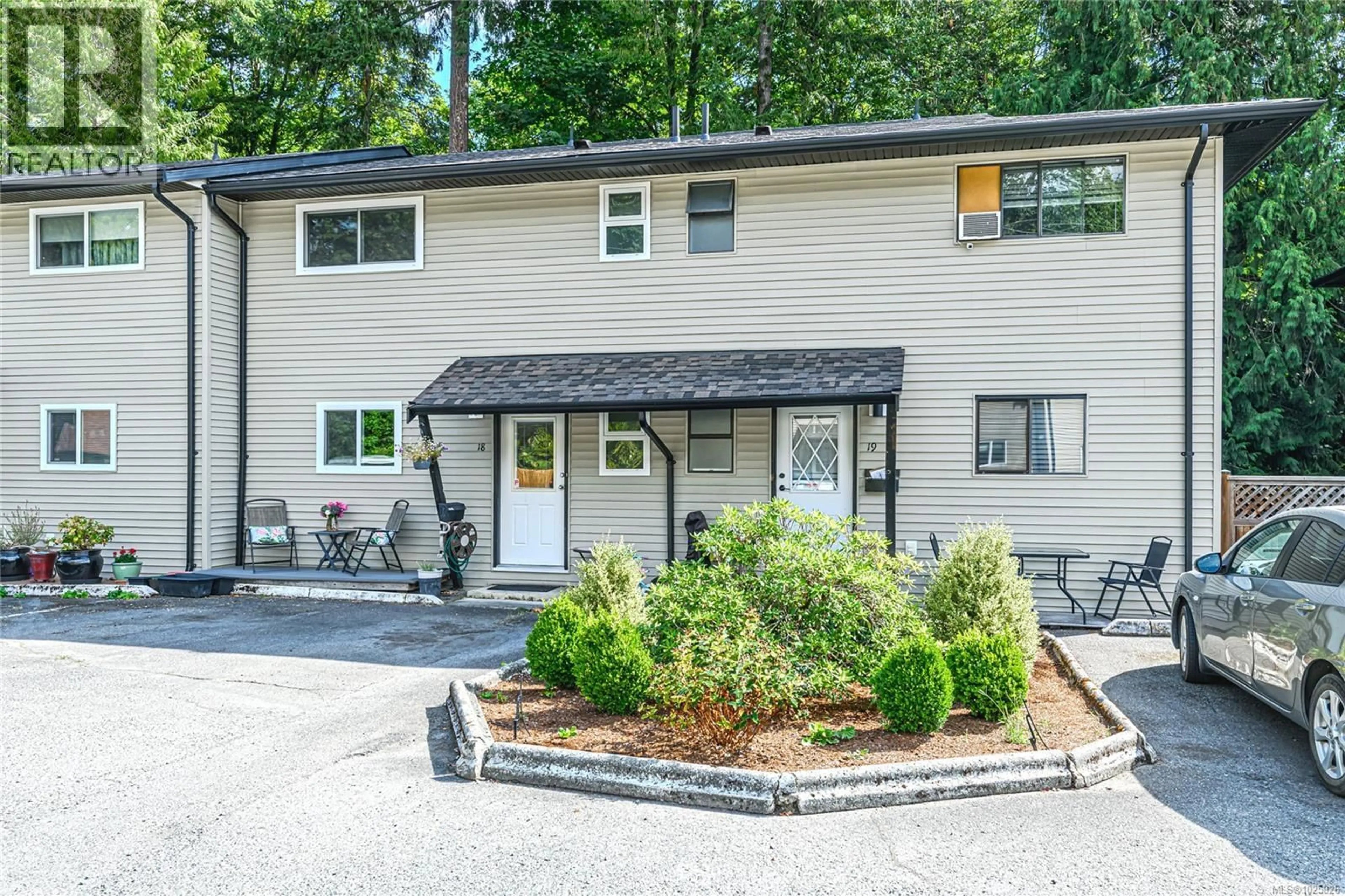 Home with vinyl exterior material, unknown for 18 - 3025 COWICHAN LAKE ROAD, Duncan British Columbia V9L4B5