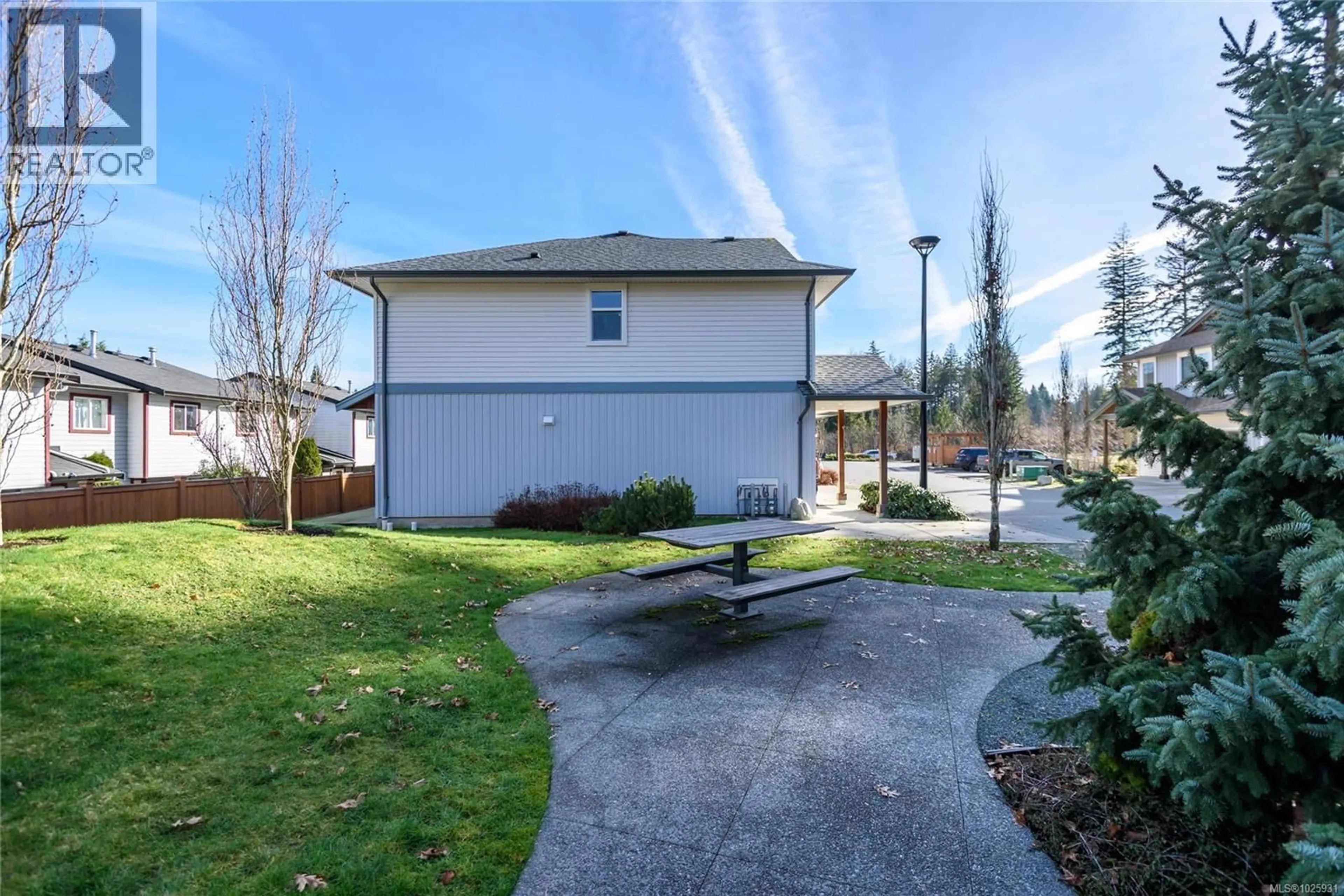 Patio, street for 18 - 2109 13TH STREET, Courtenay British Columbia V9N0B1