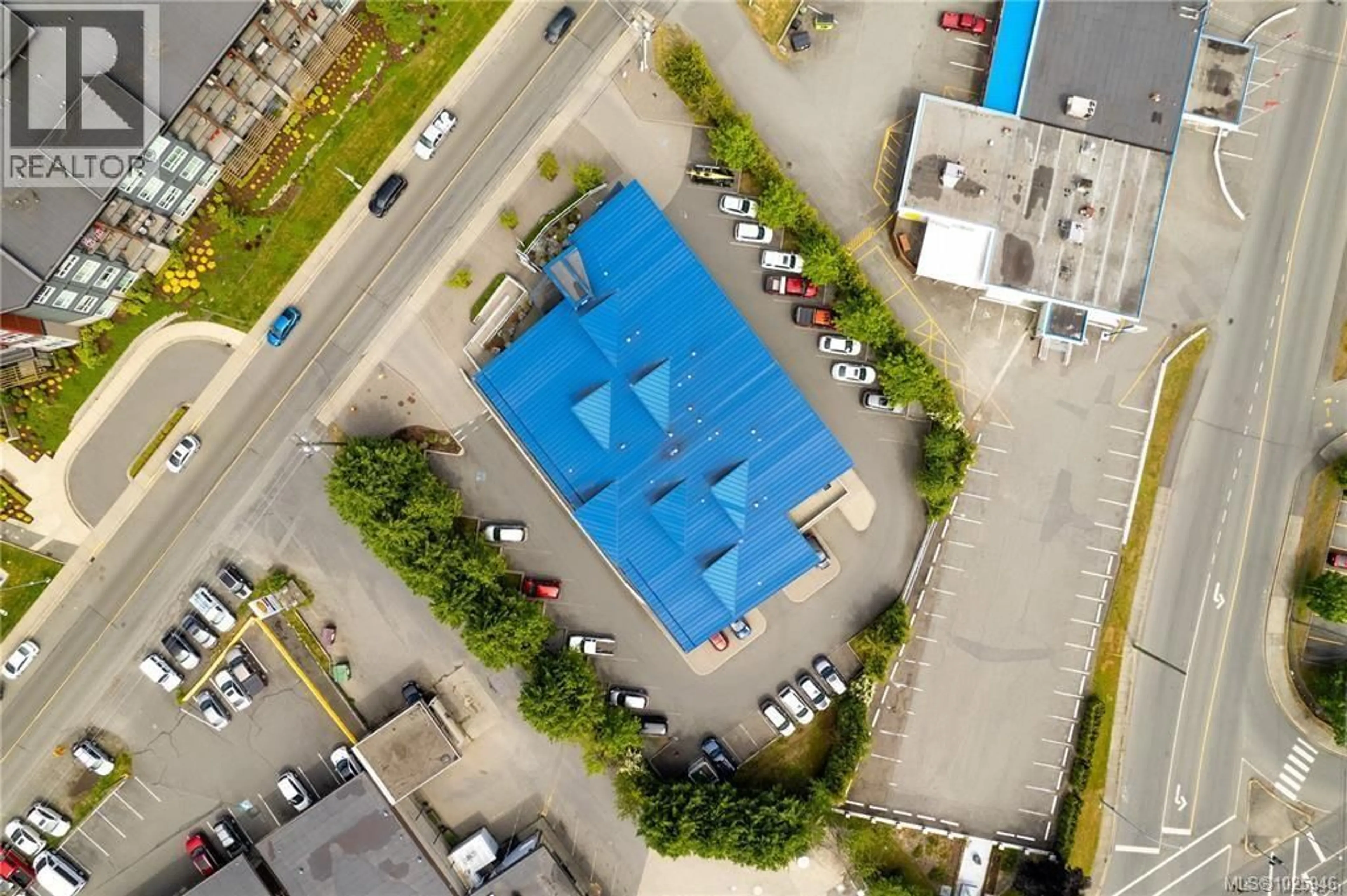 A pic from outside/outdoor area/front of a property/back of a property/a pic from drone, building for 201 - 1629 TOWNSITE ROAD, Nanaimo British Columbia V9S1N3