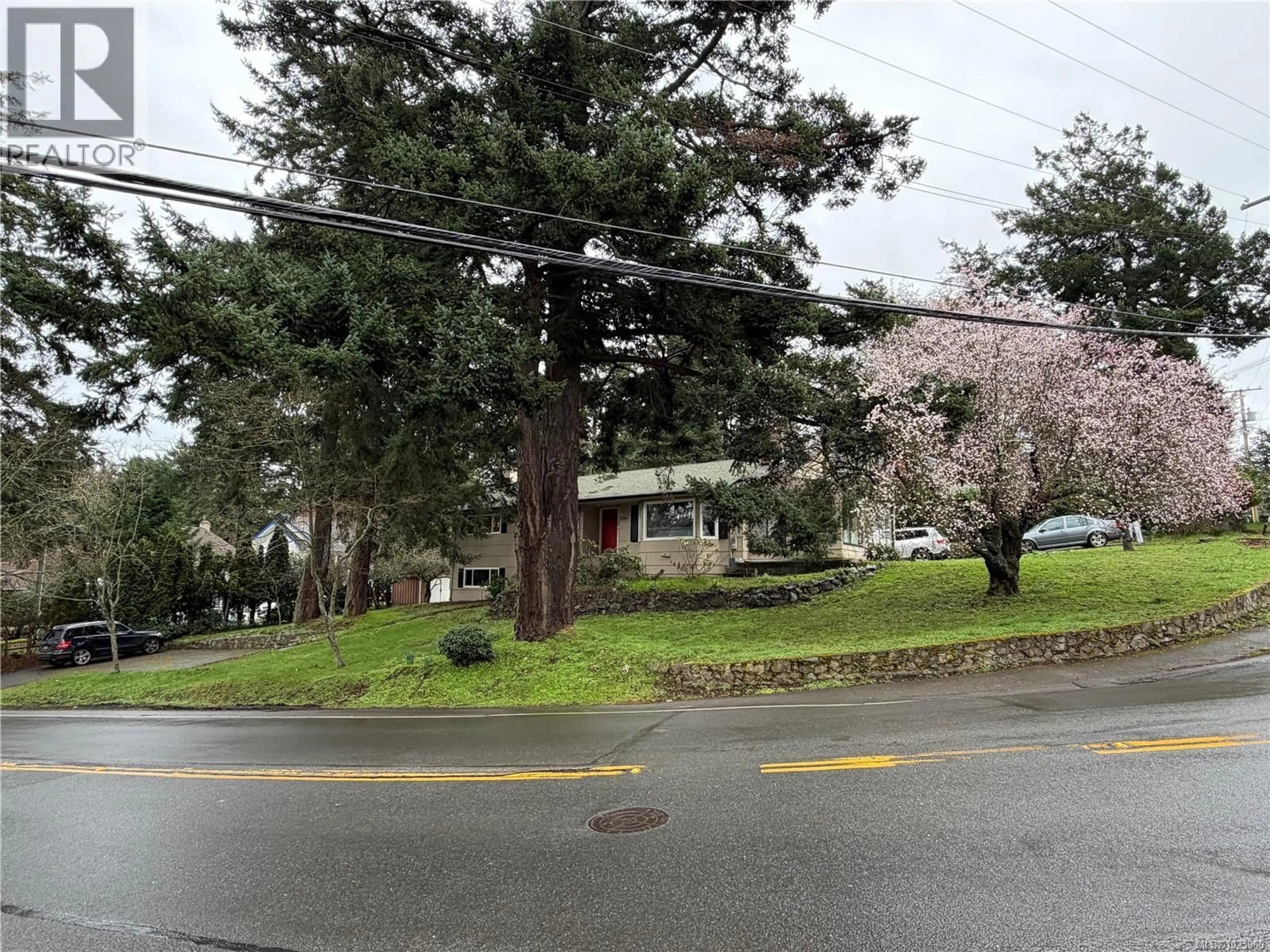 Blurry image for 2684 SEA VIEW ROAD, Saanich British Columbia V8N1K6