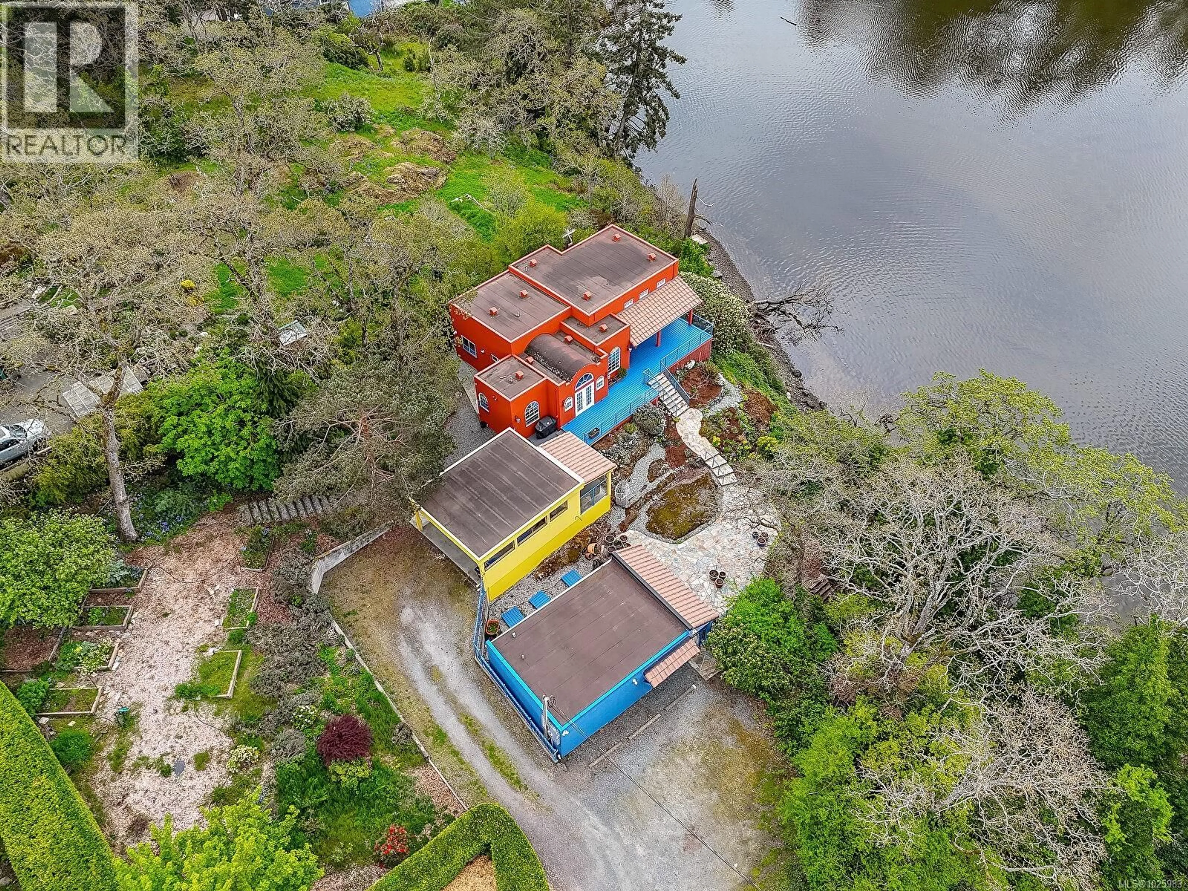 A pic from outside/outdoor area/front of a property/back of a property/a pic from drone, water/lake/river/ocean view for 3711 GRANGE ROAD, Saanich British Columbia V8Z4S9