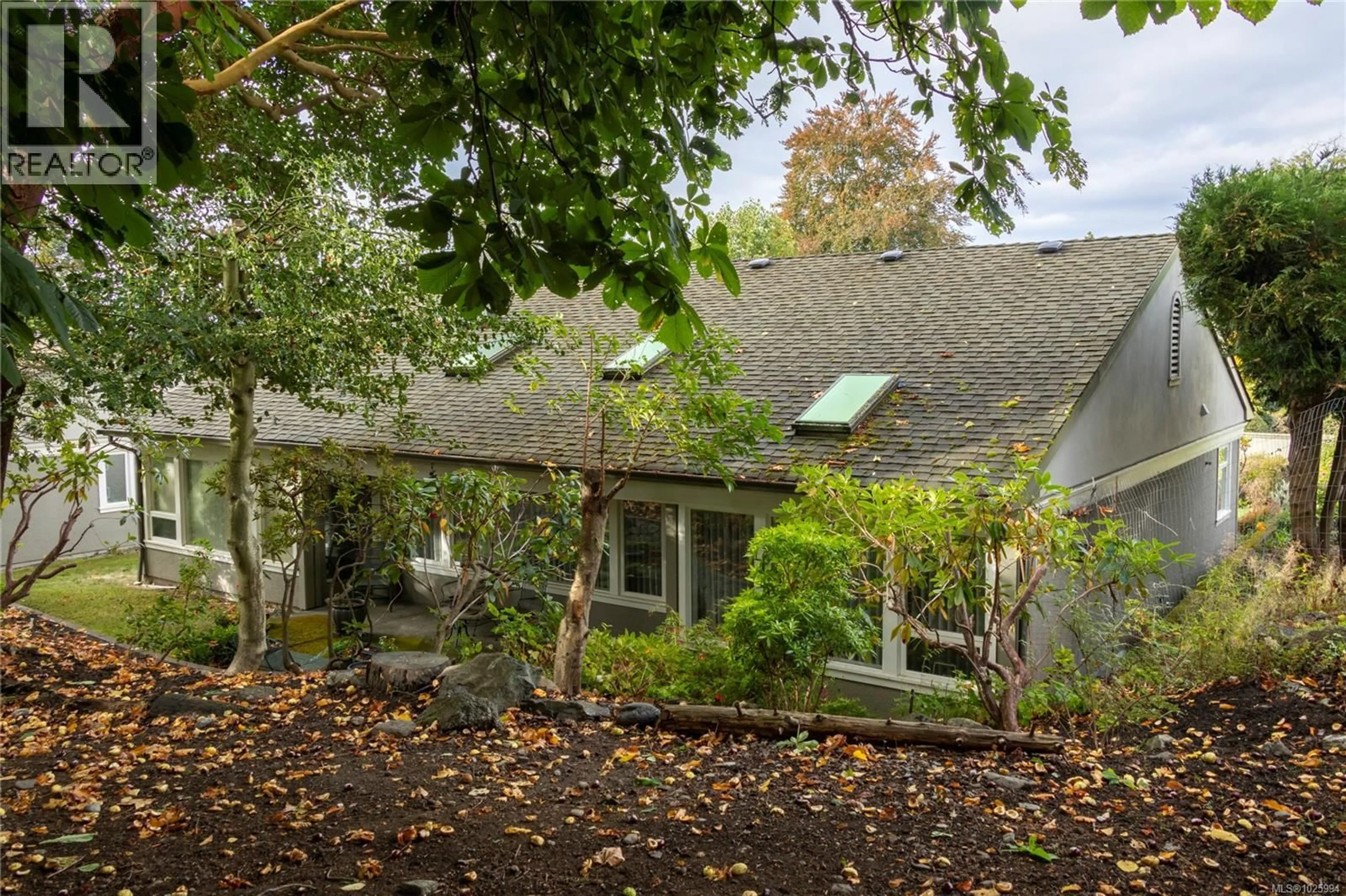 Unknown for 6 - 735 MOSS STREET, Victoria British Columbia V8V4N9