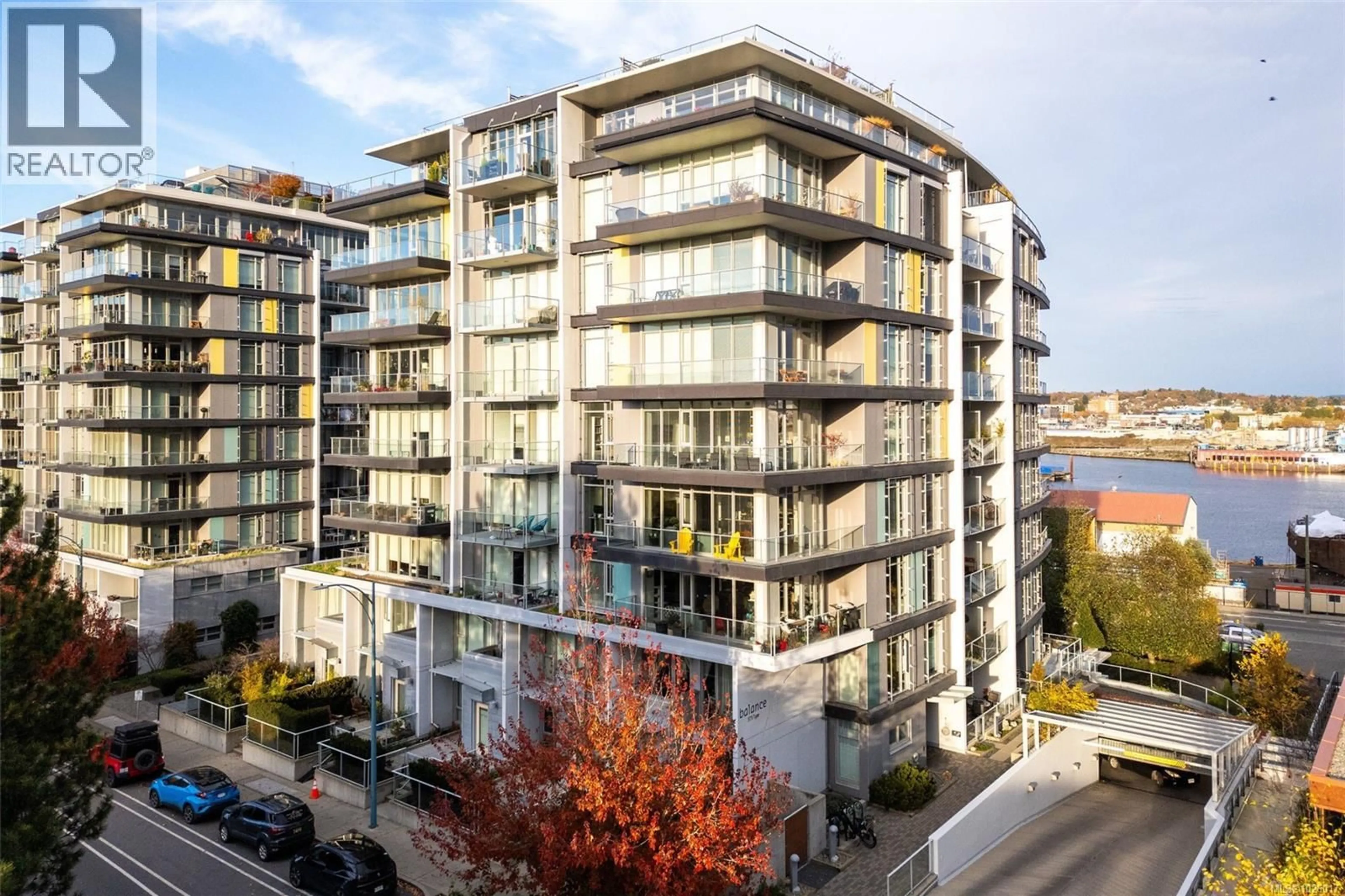 A pic from outside/outdoor area/front of a property/back of a property/a pic from drone, city buildings view from balcony for 308 - 373 TYEE ROAD, Victoria British Columbia V9A0B3