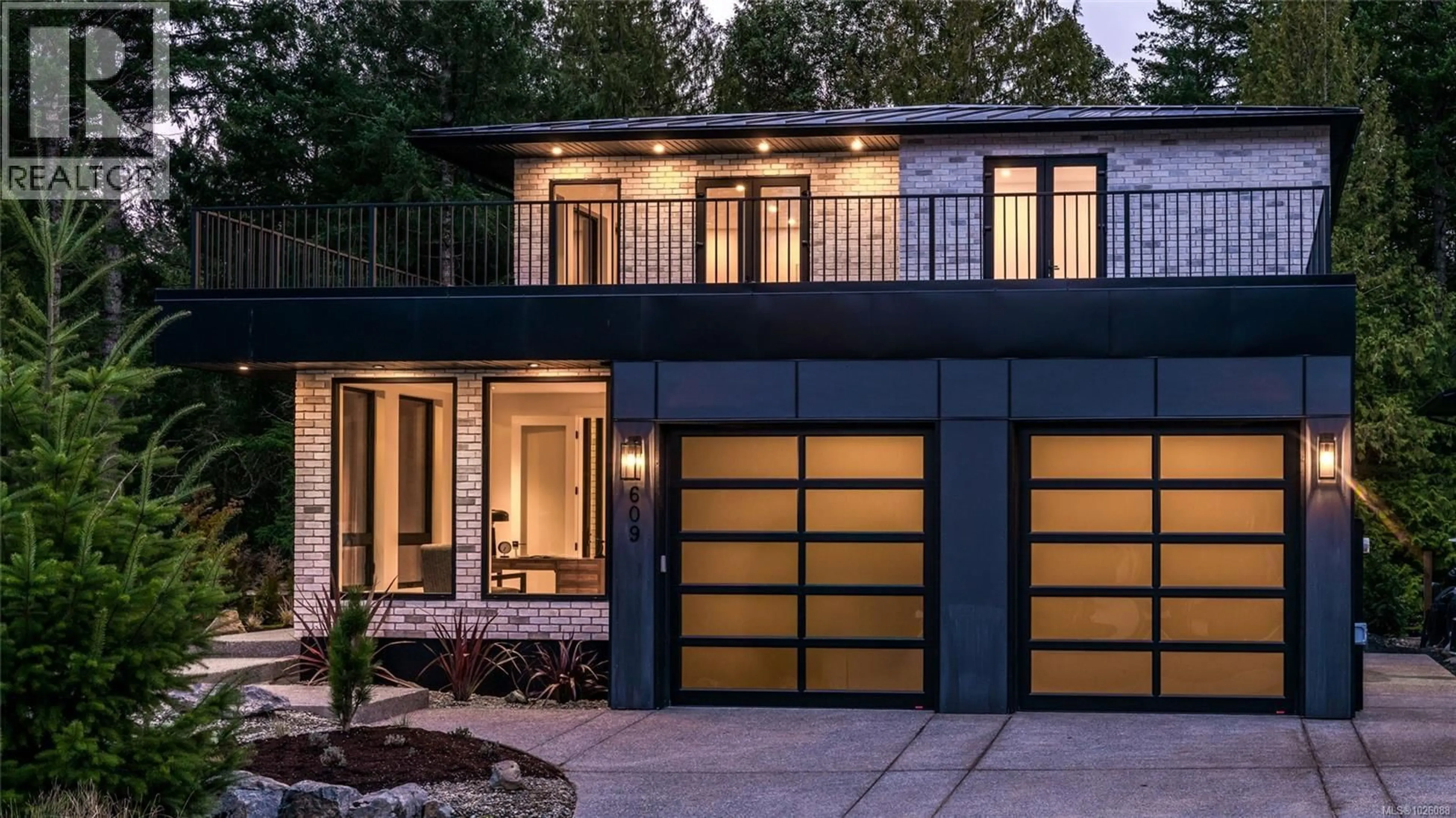 Home with brick exterior material, street for 609 MEDALIST AVENUE, Colwood British Columbia V9C0R7