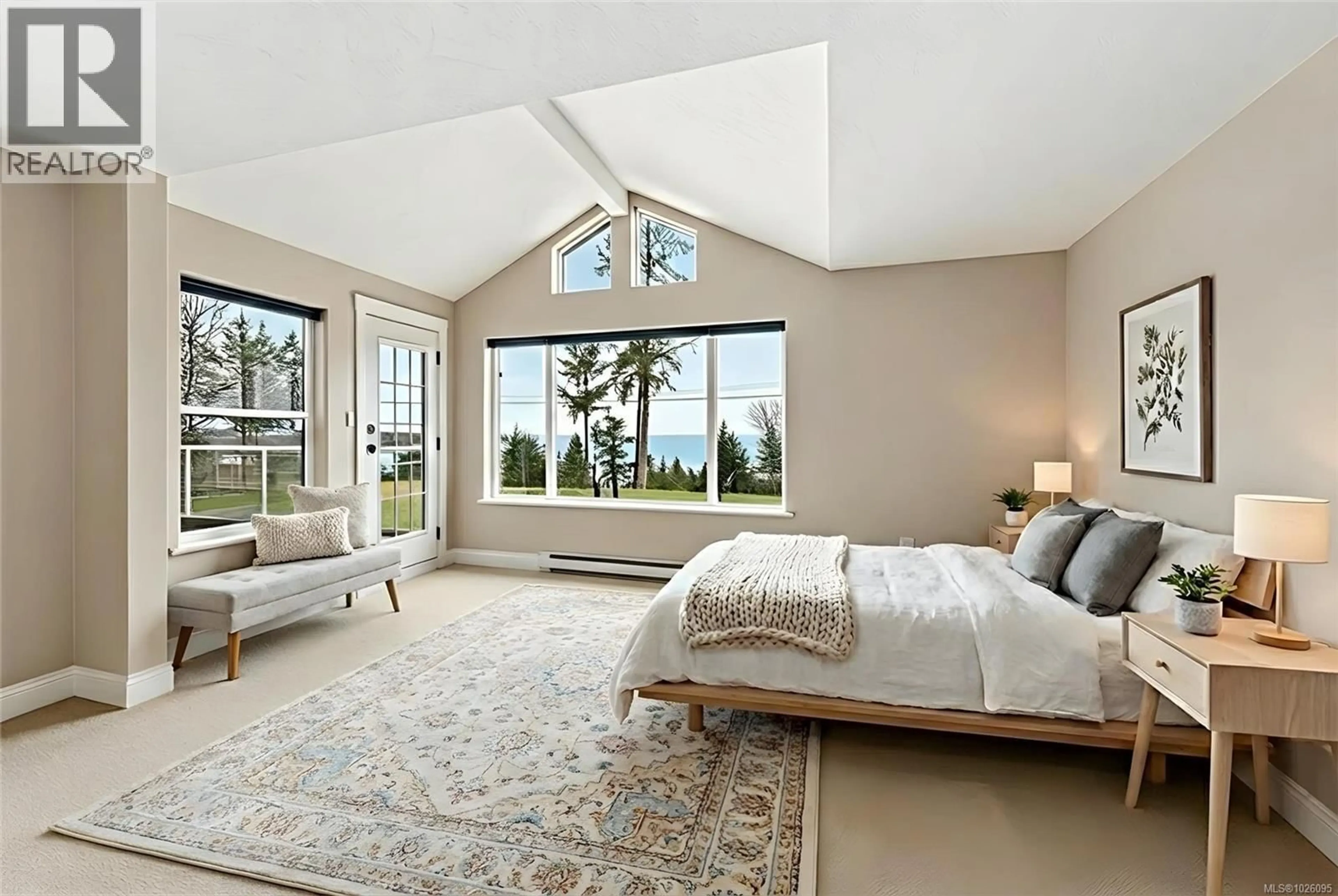 Bedroom with bed, carpet floor for 321 WIRELESS ROAD, Comox British Columbia V9M3T6