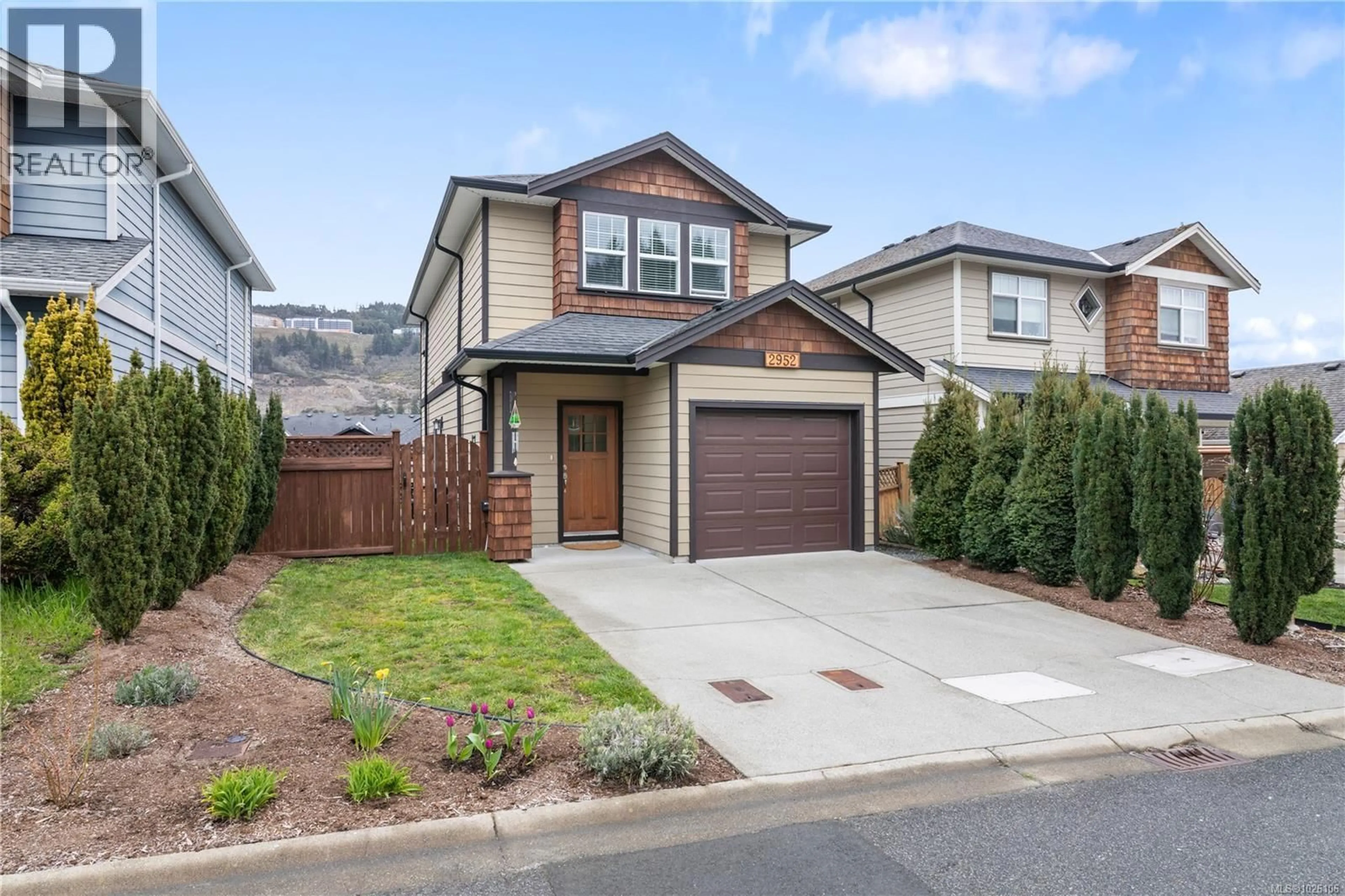 Home with brick exterior material, street for 2952 TRESTLE PLACE, Langford British Columbia V9B0K6