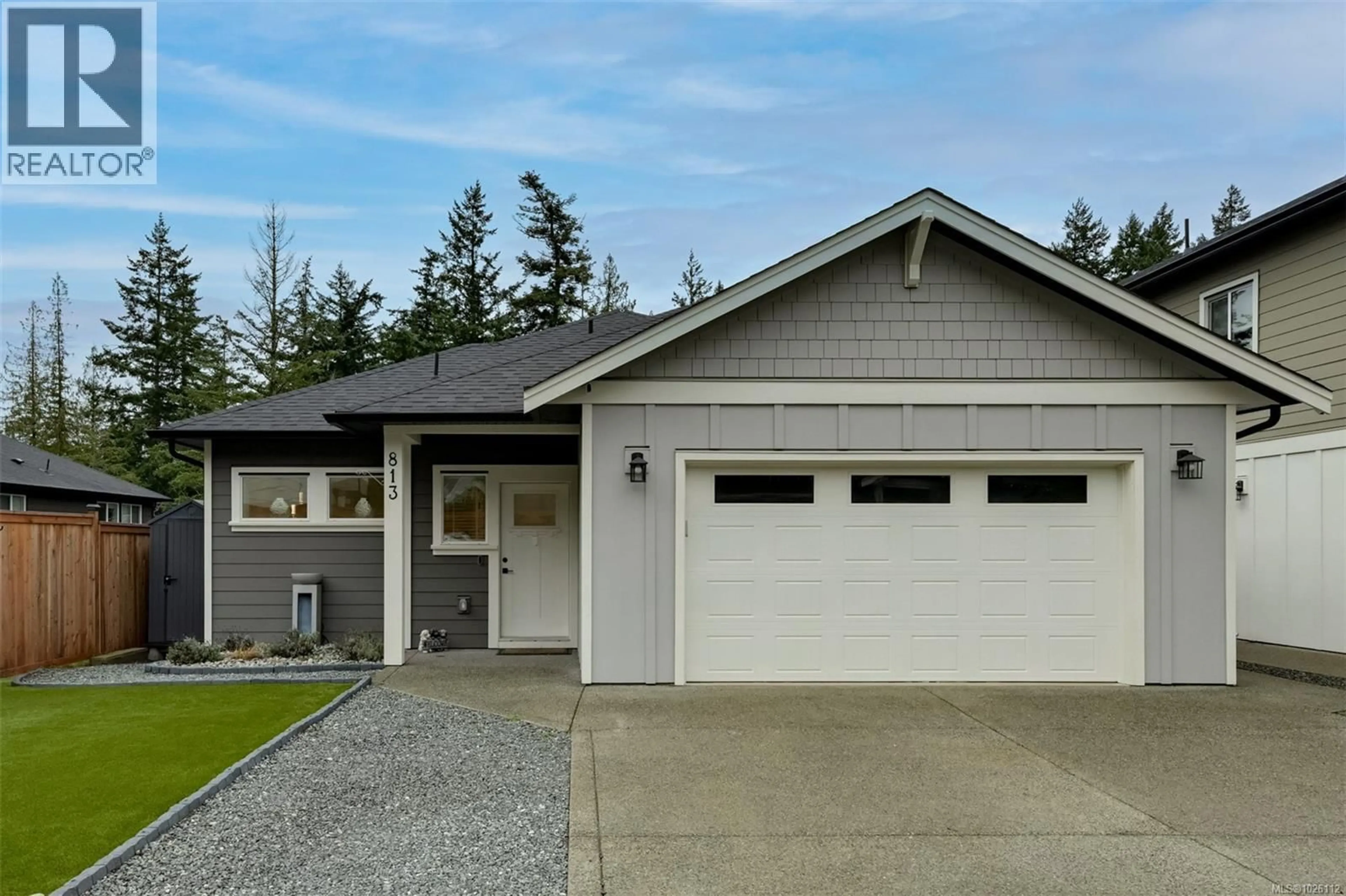 Home with vinyl exterior material, street for 813 TOMACK LOOP, Langford British Columbia V9C0R3