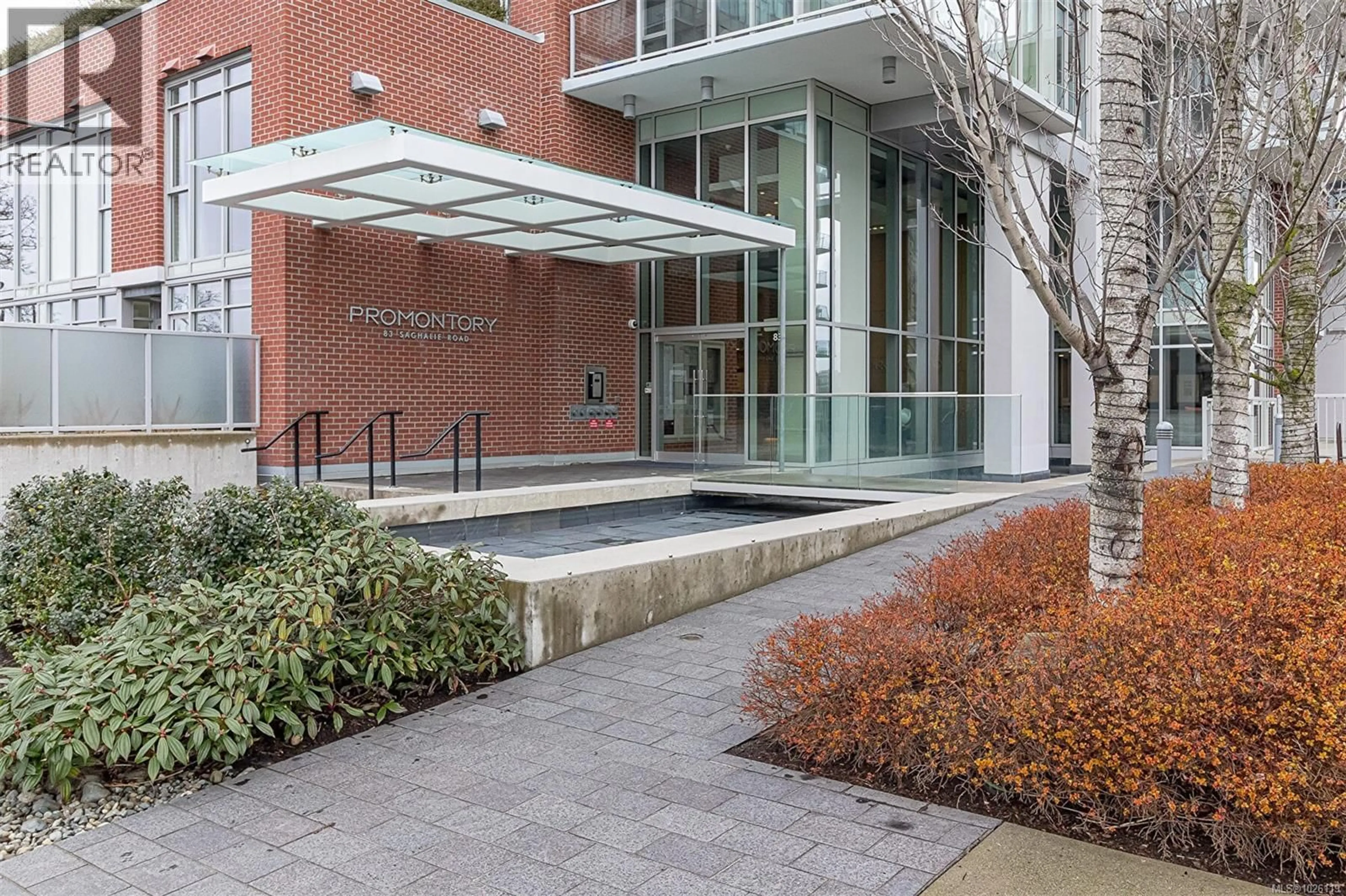 Indoor foyer for 1206 - 83 SAGHALIE ROAD, Victoria British Columbia V9A0E7