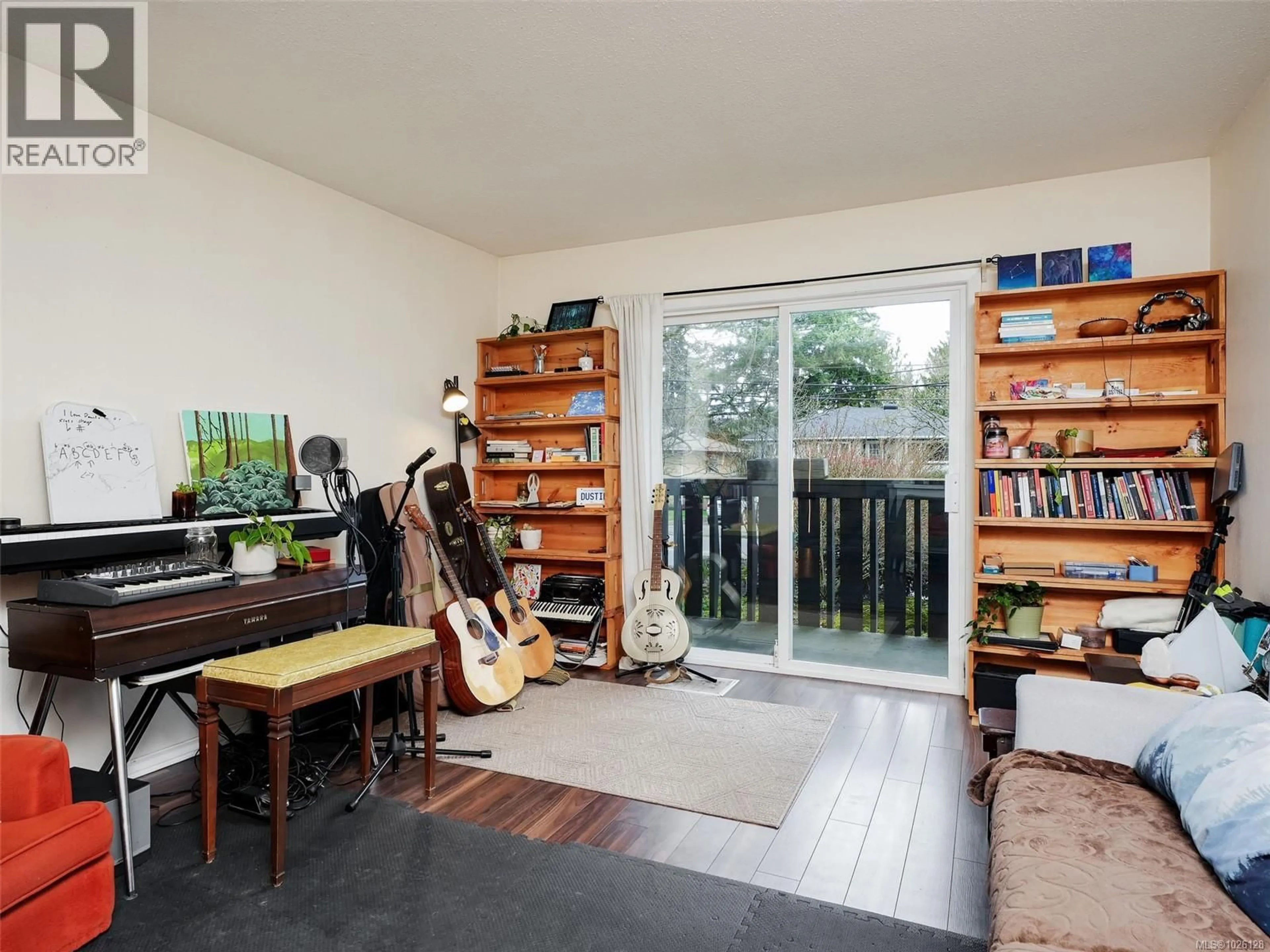 Unknown for 201 - 1215 BAY STREET, Victoria British Columbia V8T1S7