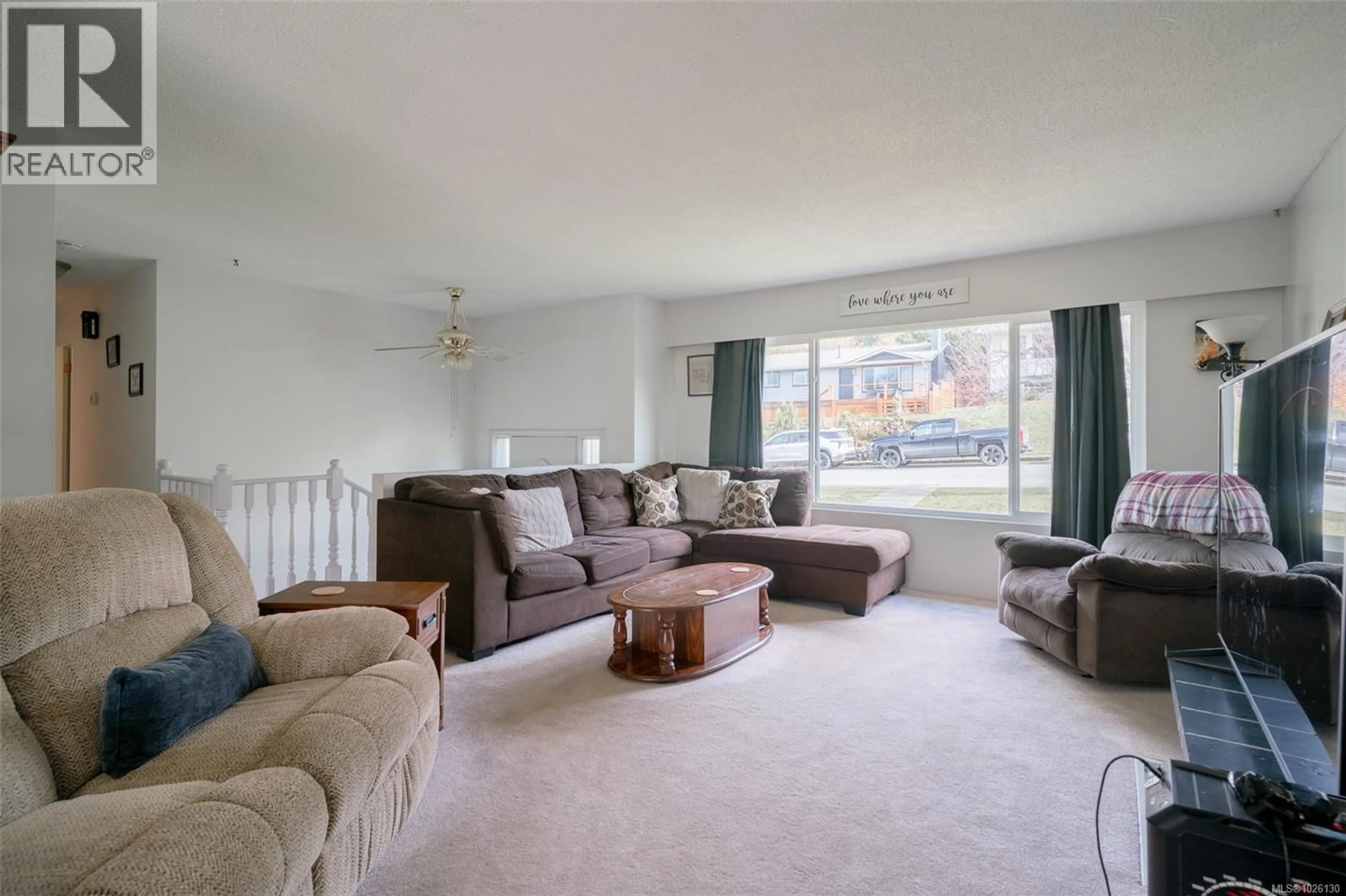 Living room with furniture, carpet floor for 2360 11TH AVENUE, Port Alberni British Columbia V9Y2S5