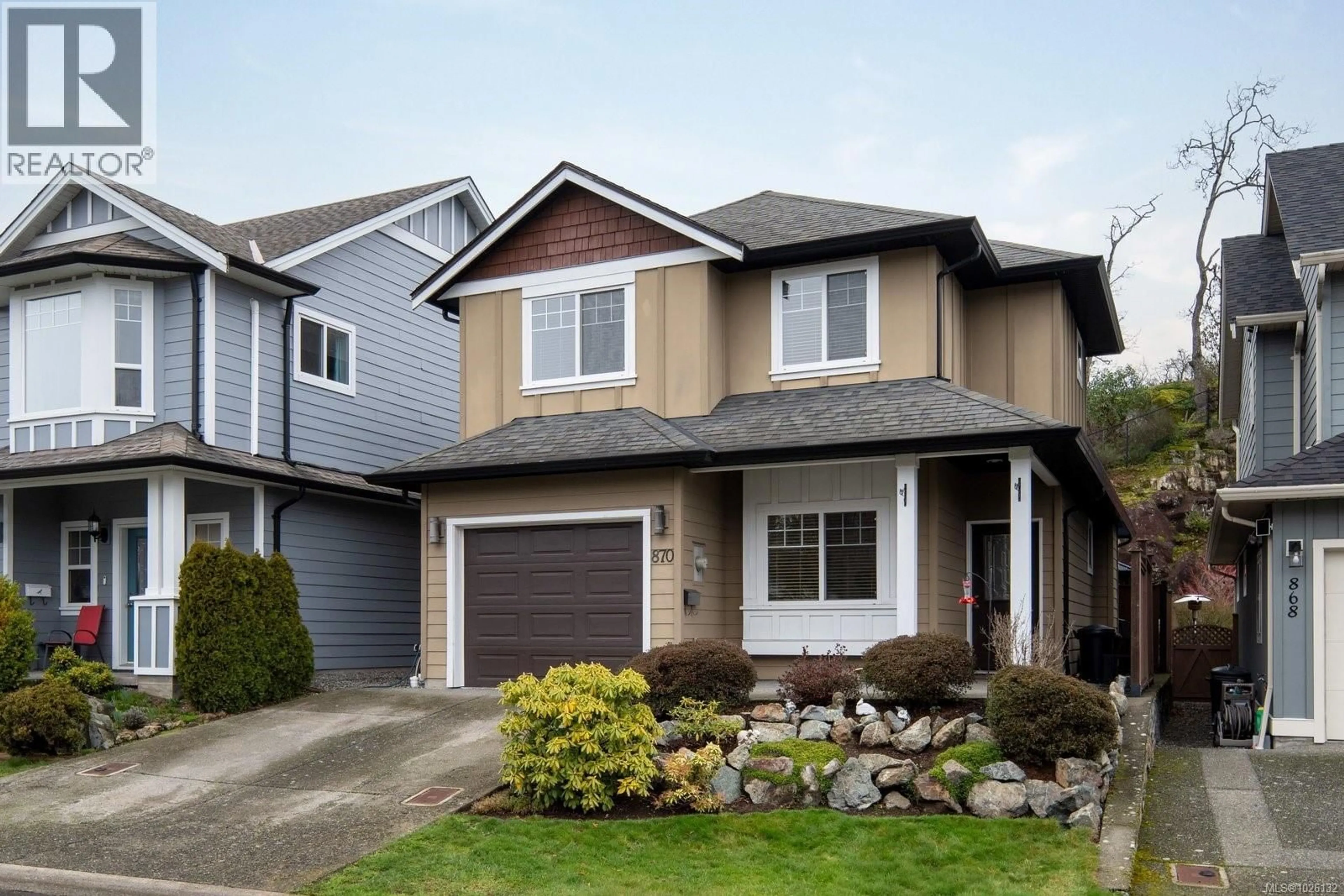 Home with vinyl exterior material, street for 870 ARNCOTE PLACE, Langford British Columbia V9B6Y1