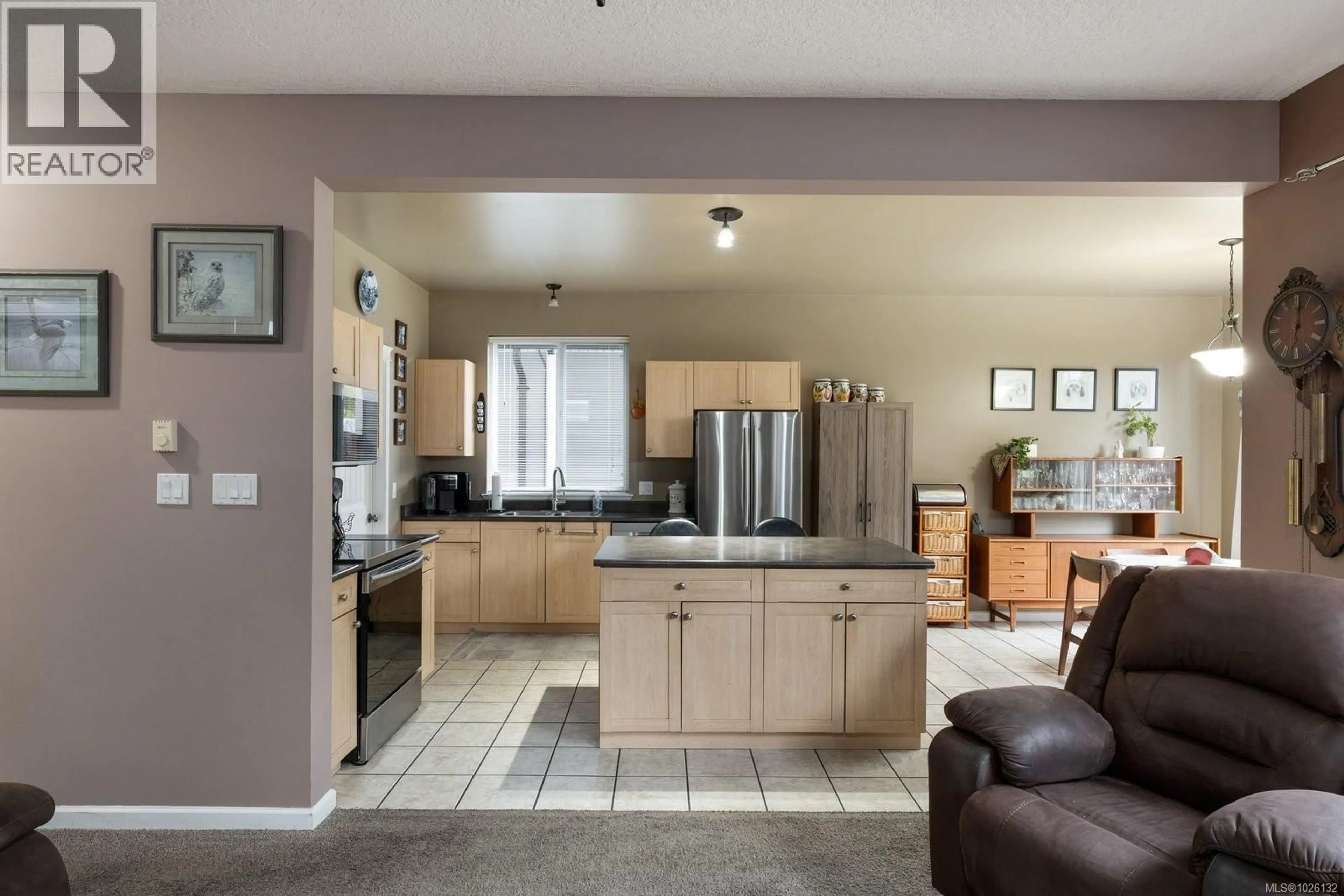 Open concept kitchen, unknown for 870 ARNCOTE PLACE, Langford British Columbia V9B6Y1