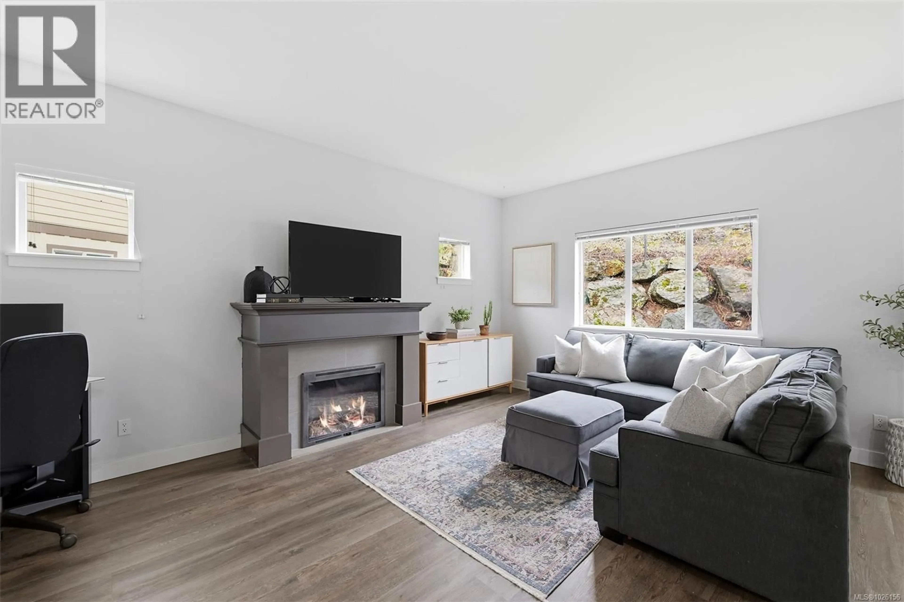 Living room with furniture, unknown for 1184 PARKDALE CREEK GARDENS, Langford British Columbia V9B4G9