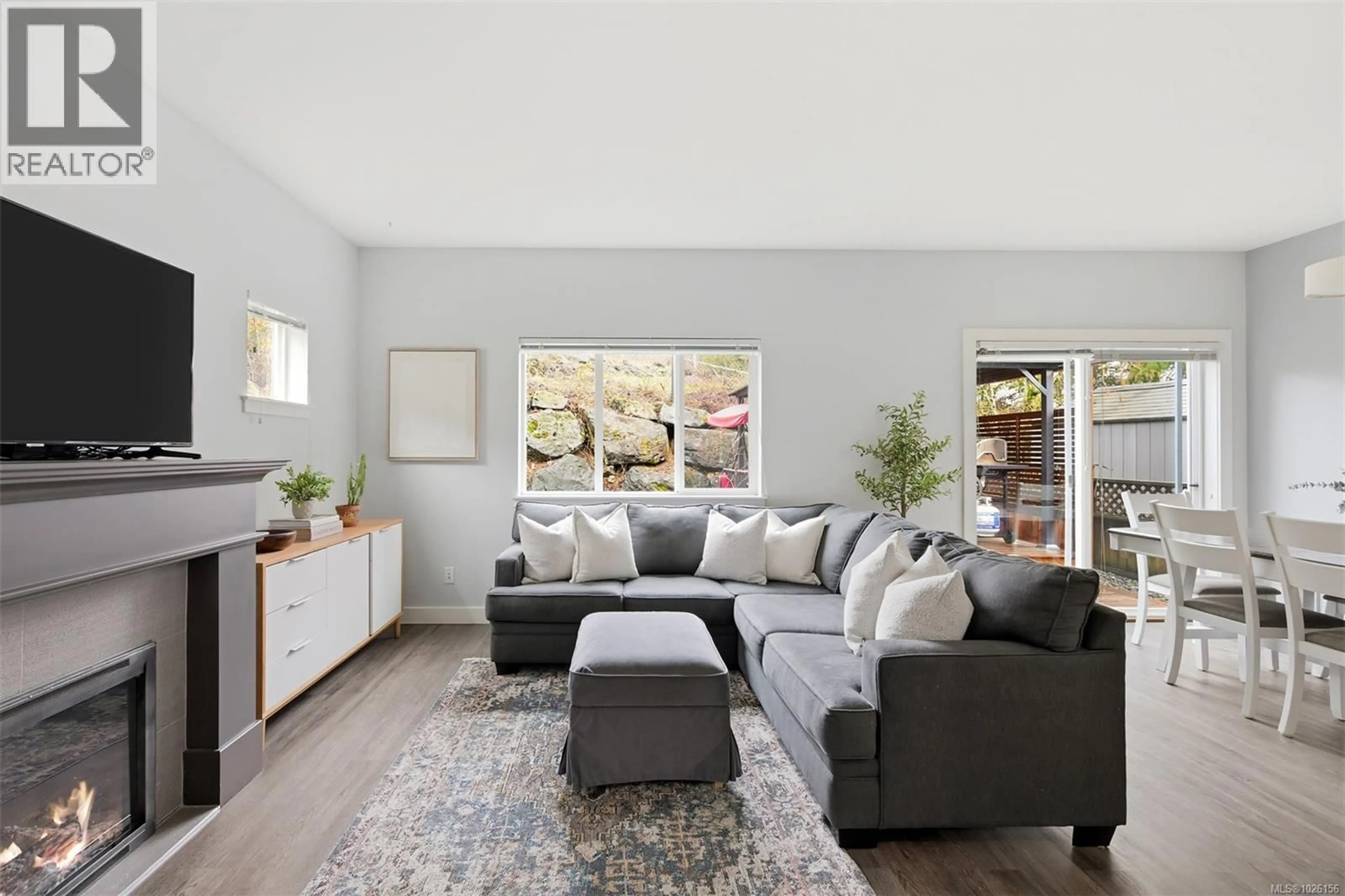 Living room with furniture, unknown for 1184 PARKDALE CREEK GARDENS, Langford British Columbia V9B4G9