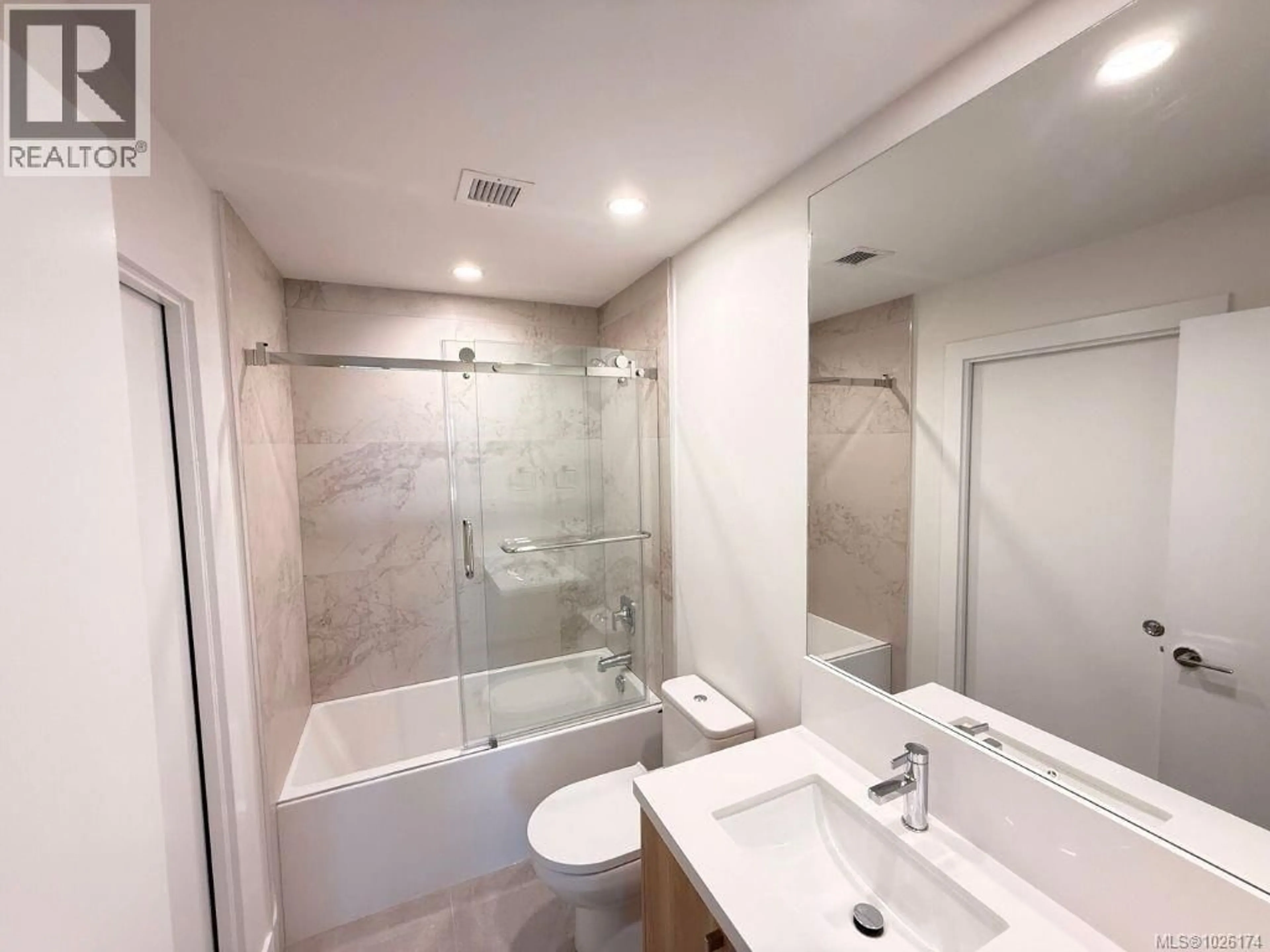 Standard bathroom, ceramic/tile floor for 107 - 6320 SENTINAL DRIVE, Nanaimo British Columbia V9V1W4