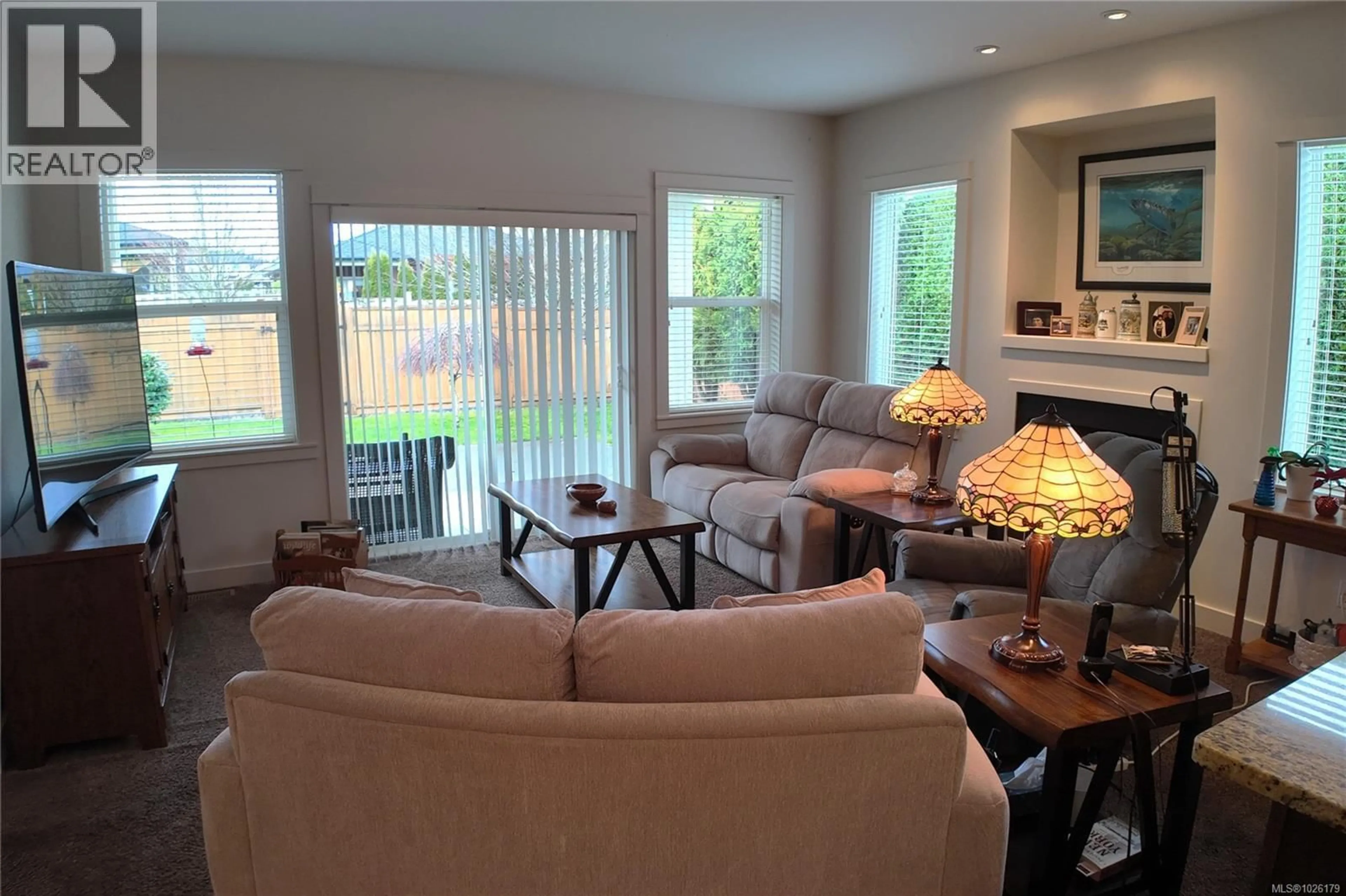 Living room with furniture, unknown for 14 - 3647 VERMONT PLACE, Campbell River British Columbia V9H0B9